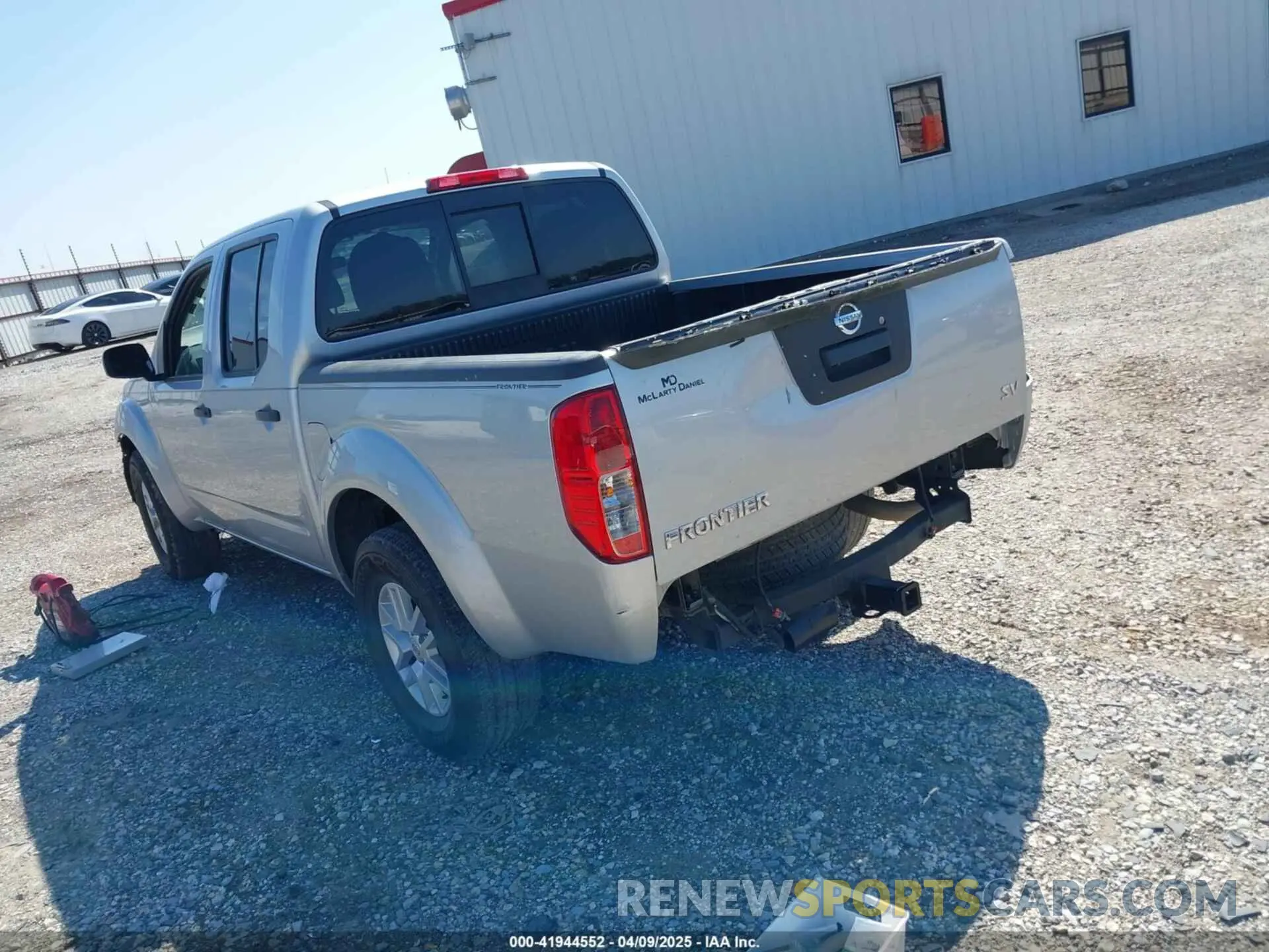 3 fotografías del automóvil dañado 1N6AD0ER9KN726166 NISSAN FRONTIER 2019