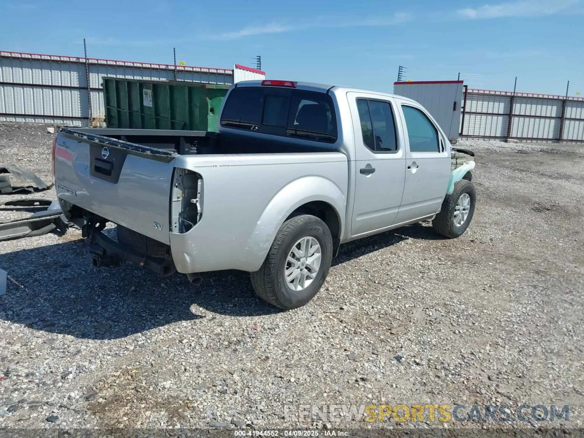 4 fotografías del automóvil dañado 1N6AD0ER9KN726166 NISSAN FRONTIER 2019