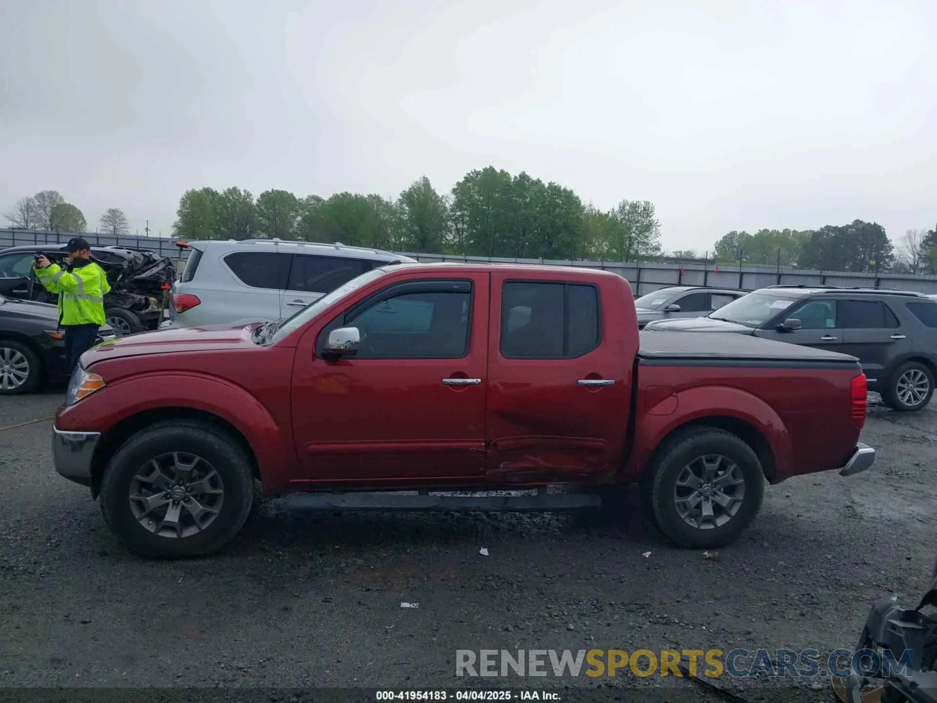14 fotografías del automóvil dañado 1N6AD0ER9KN753139 NISSAN FRONTIER 2019