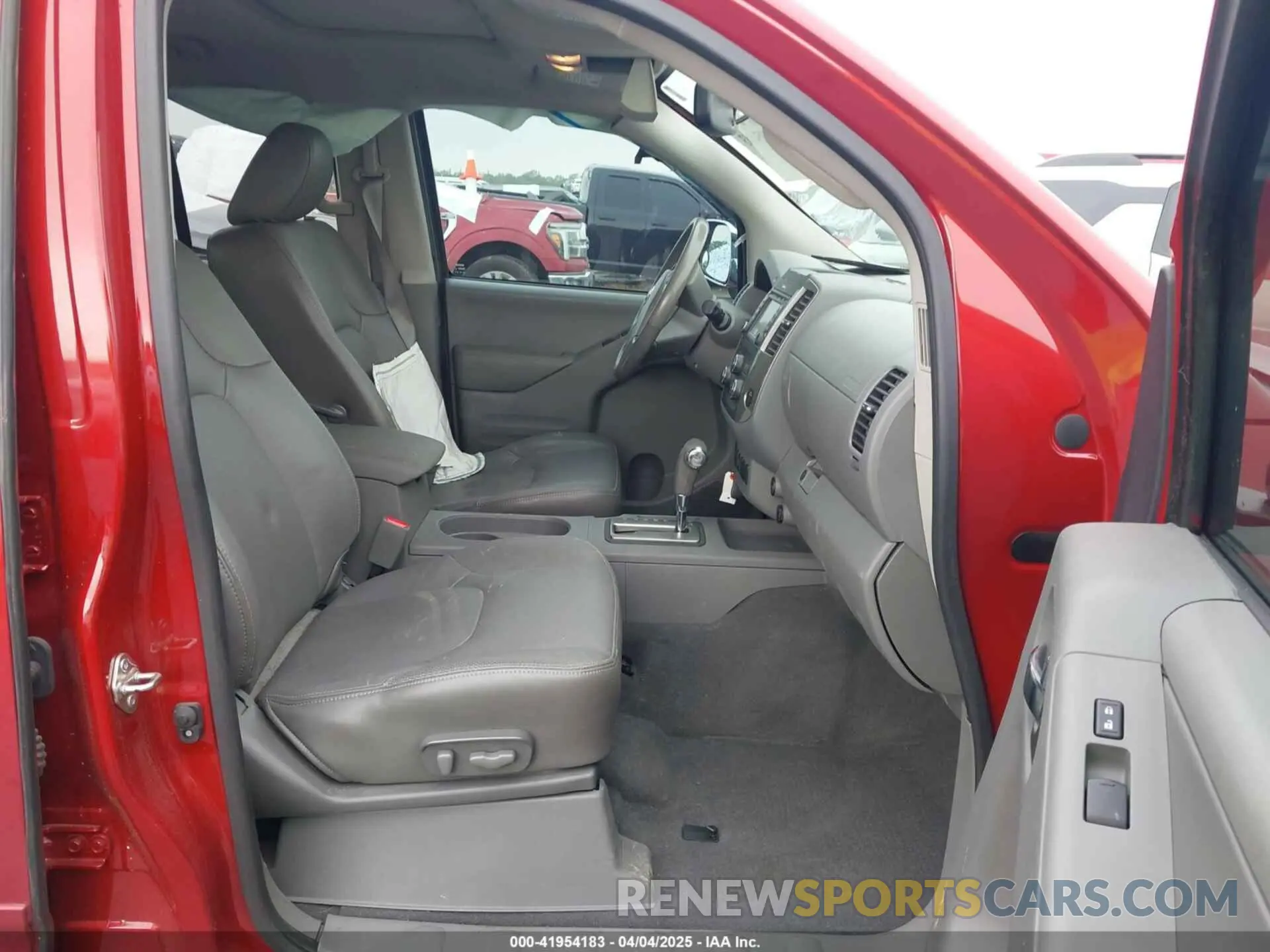 5 fotografías del automóvil dañado 1N6AD0ER9KN753139 NISSAN FRONTIER 2019