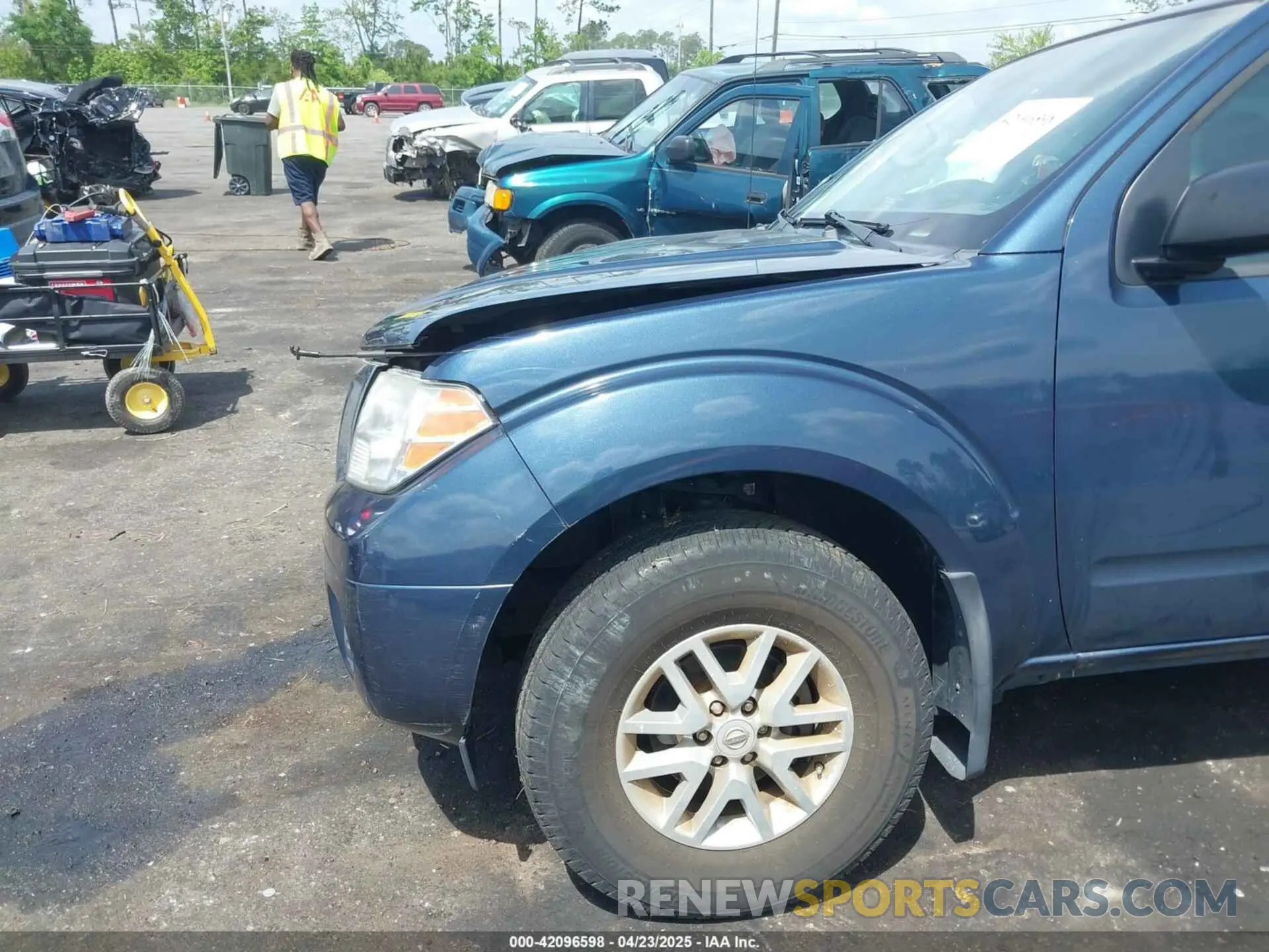 6 fotografías del automóvil dañado 1N6AD0ER9KN883616 NISSAN FRONTIER 2019