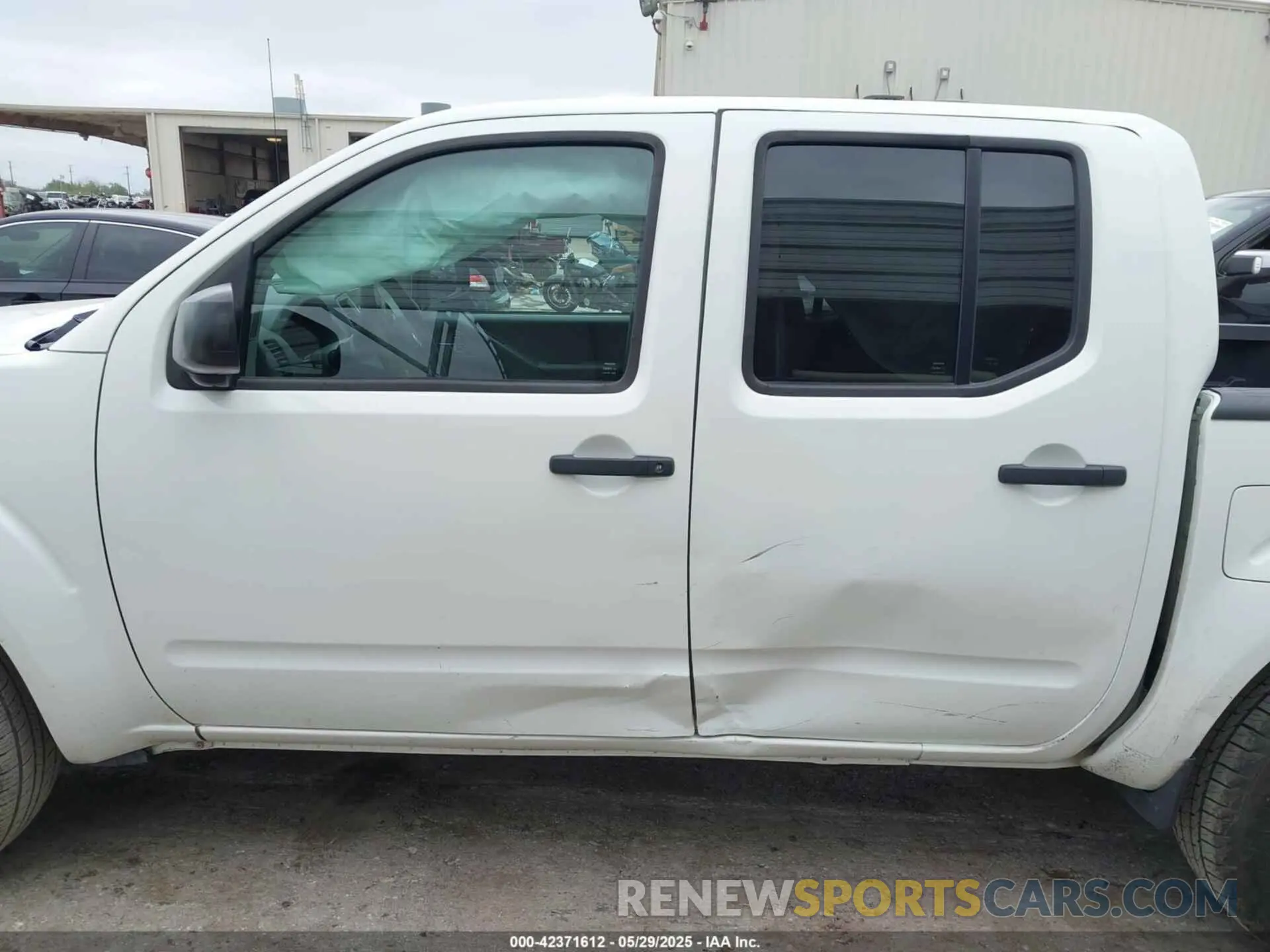 14 fotografías del automóvil dañado 1N6AD0ERXKN787381 NISSAN FRONTIER 2019