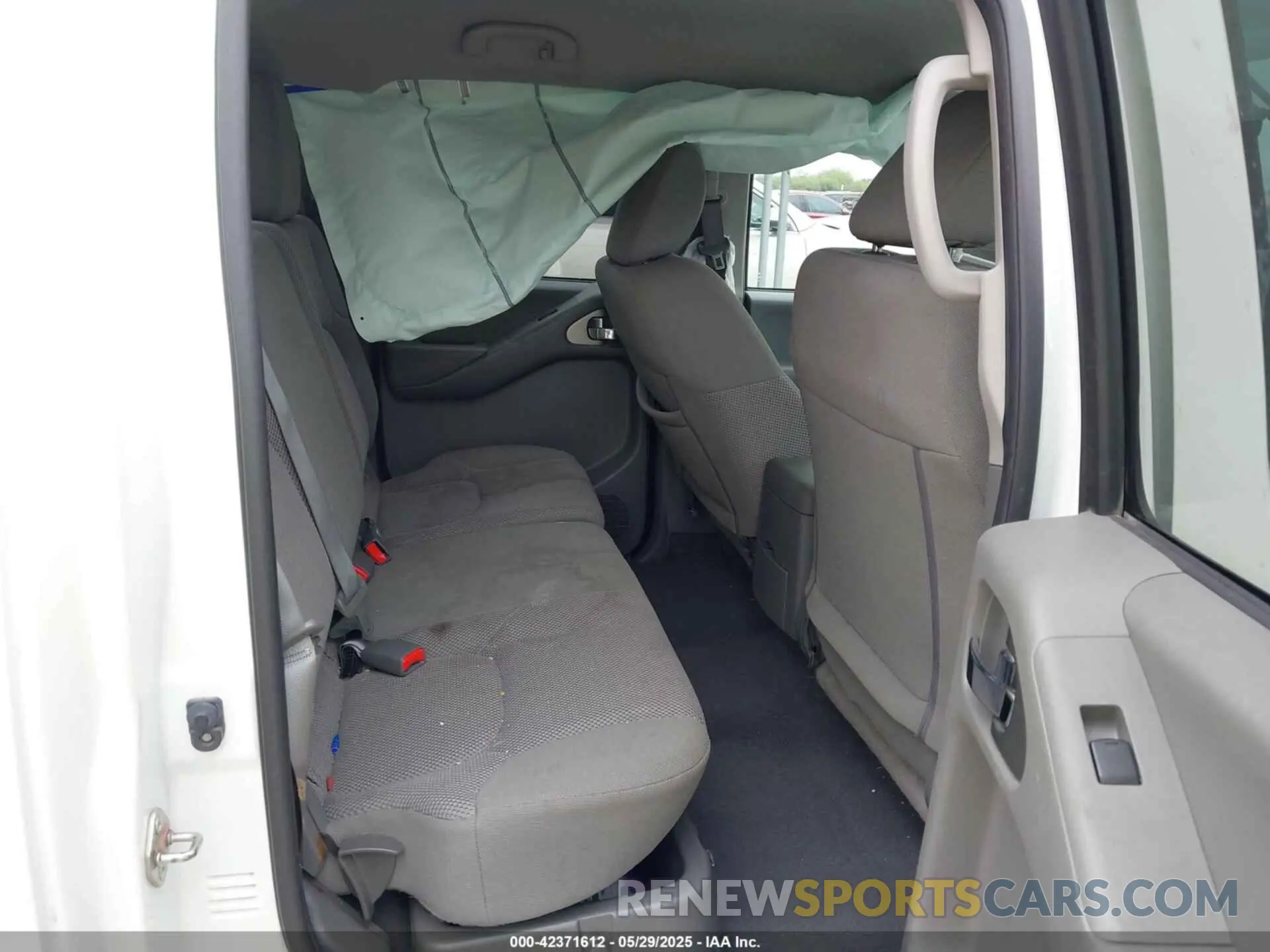 8 fotografías del automóvil dañado 1N6AD0ERXKN787381 NISSAN FRONTIER 2019