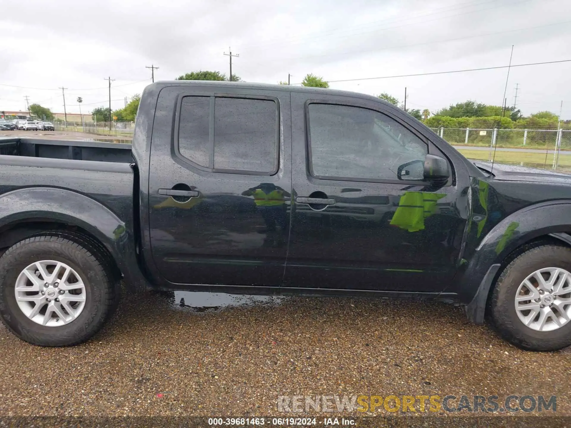 13 fotografías del automóvil dañado 1N6AD0EV3KN729576 NISSAN FRONTIER 2019