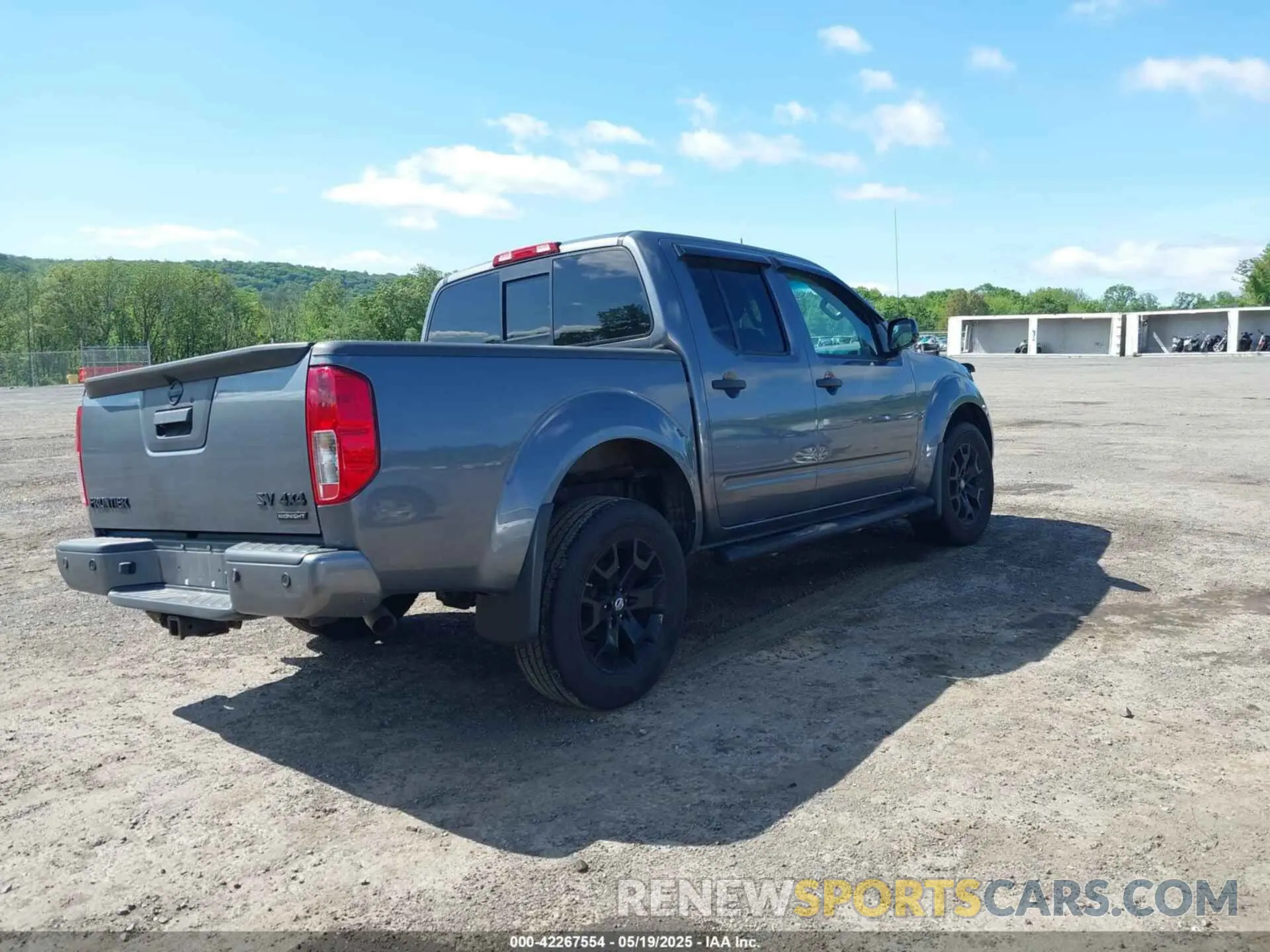 4 fotografías del automóvil dañado 1N6AD0EV3KN734051 NISSAN FRONTIER 2019