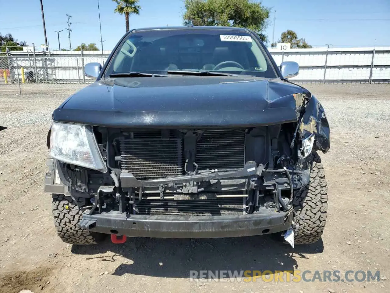 5 fotografías del automóvil dañado 1N6AD0EV3KN755112 NISSAN FRONTIER 2019