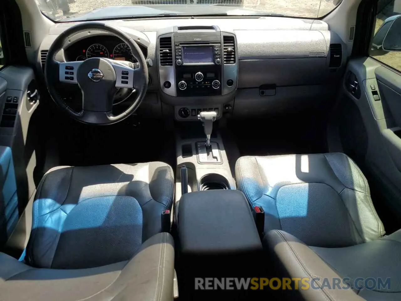 8 fotografías del automóvil dañado 1N6AD0EV3KN755112 NISSAN FRONTIER 2019
