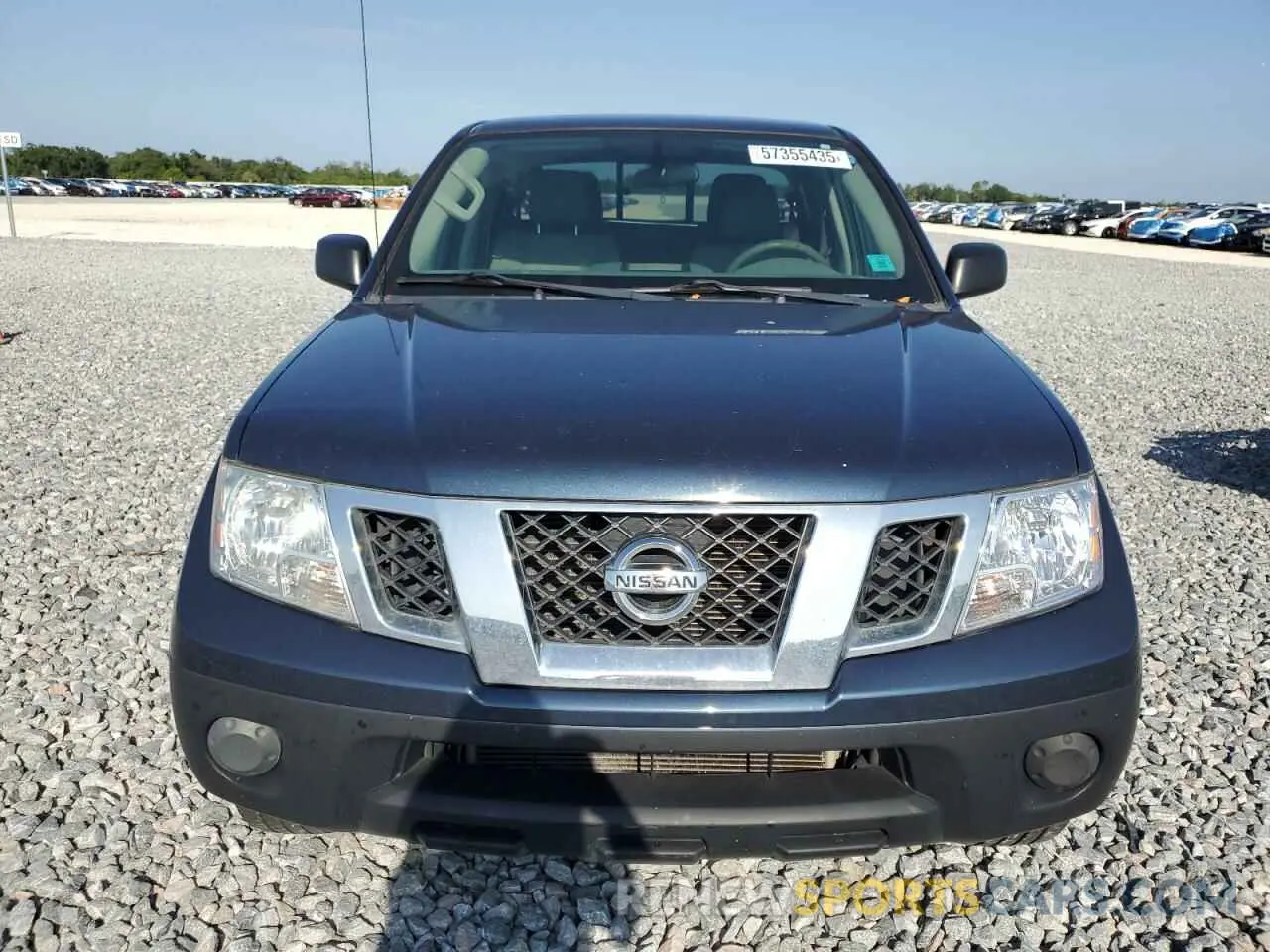 5 fotografías del automóvil dañado 1N6AD0EV4KN786630 NISSAN FRONTIER 2019