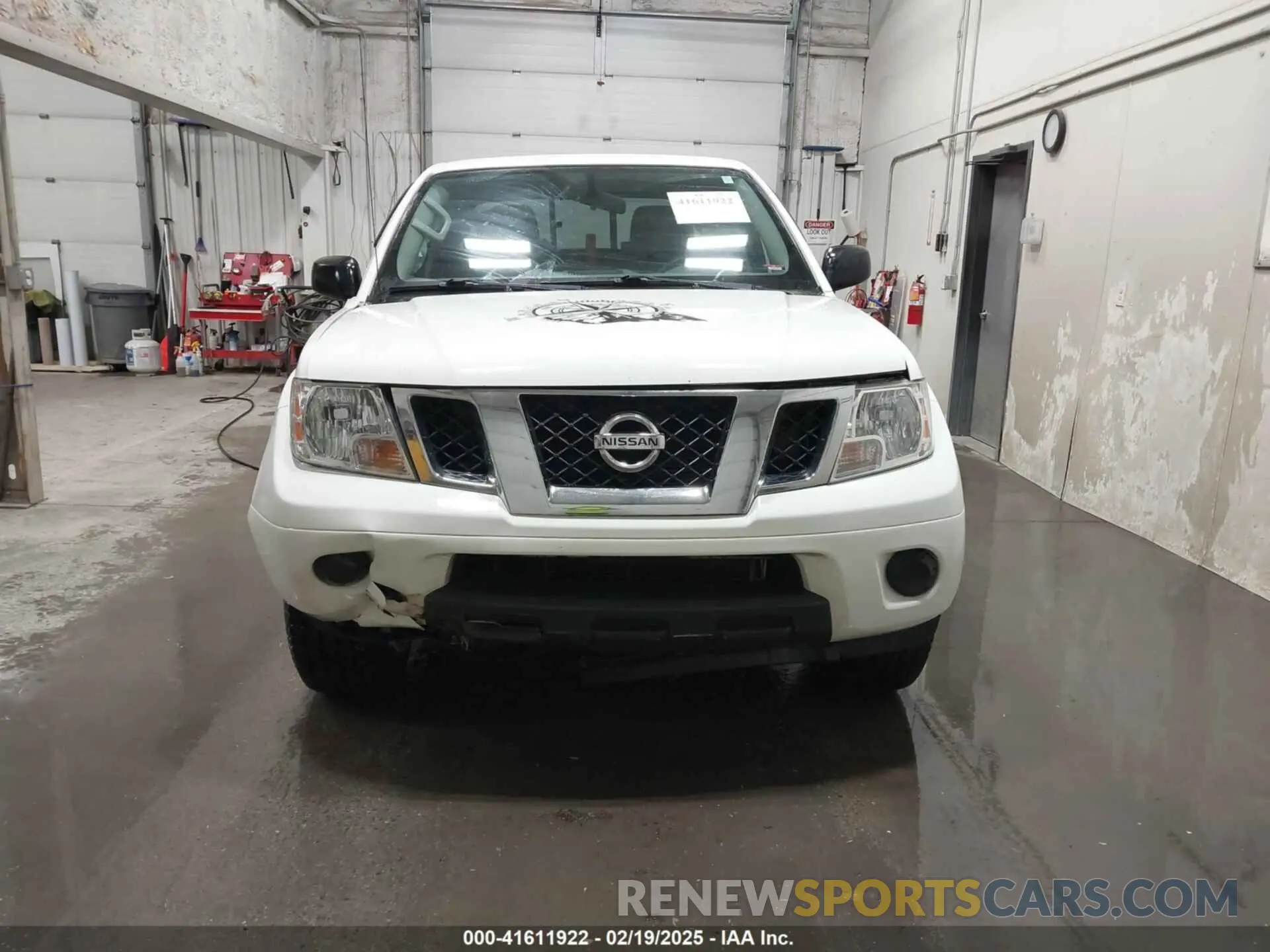 12 fotografías del automóvil dañado 1N6AD0EV5KN773448 NISSAN FRONTIER 2019