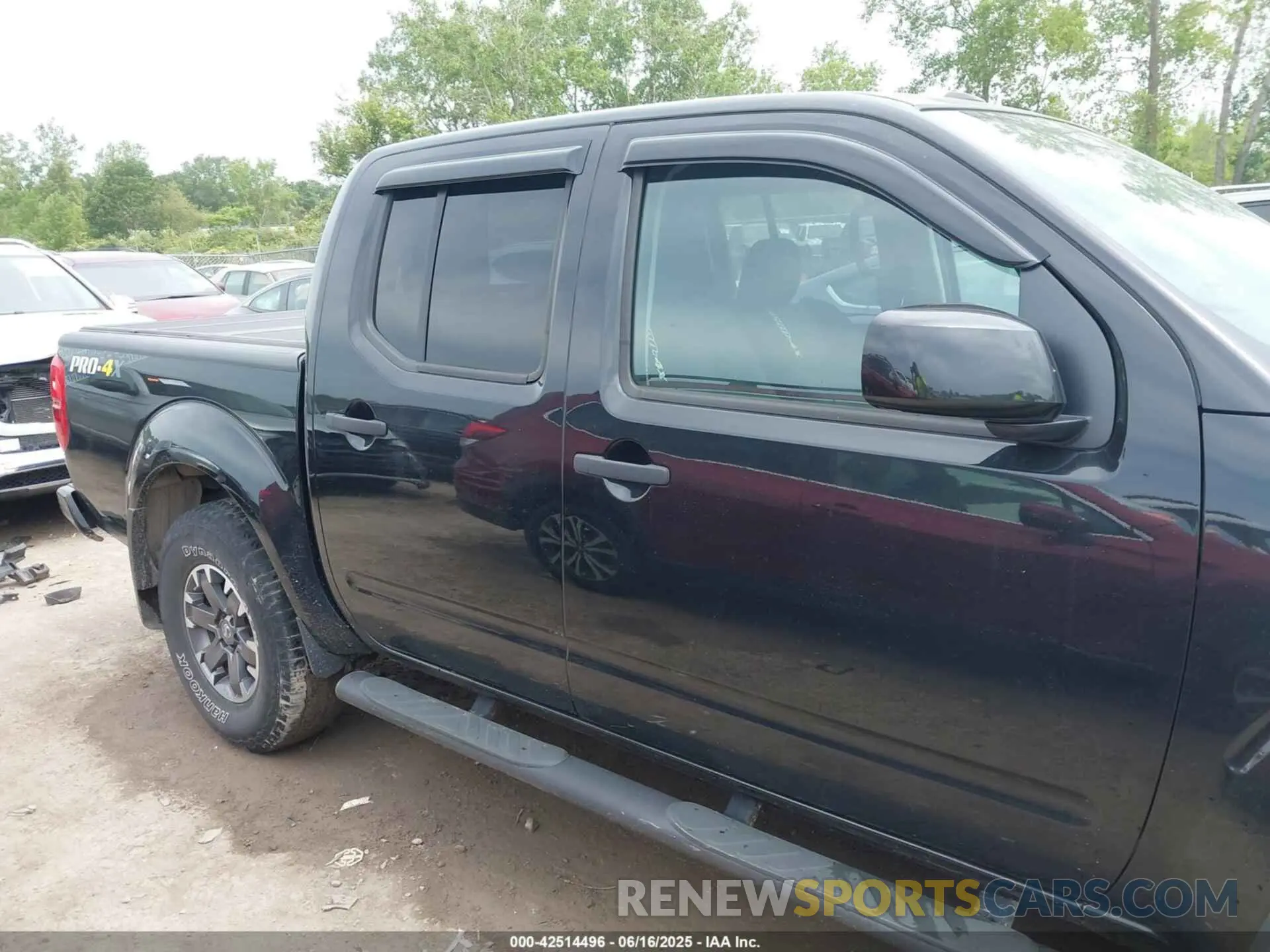 14 fotografías del automóvil dañado 1N6AD0EV6KN735193 NISSAN FRONTIER 2019