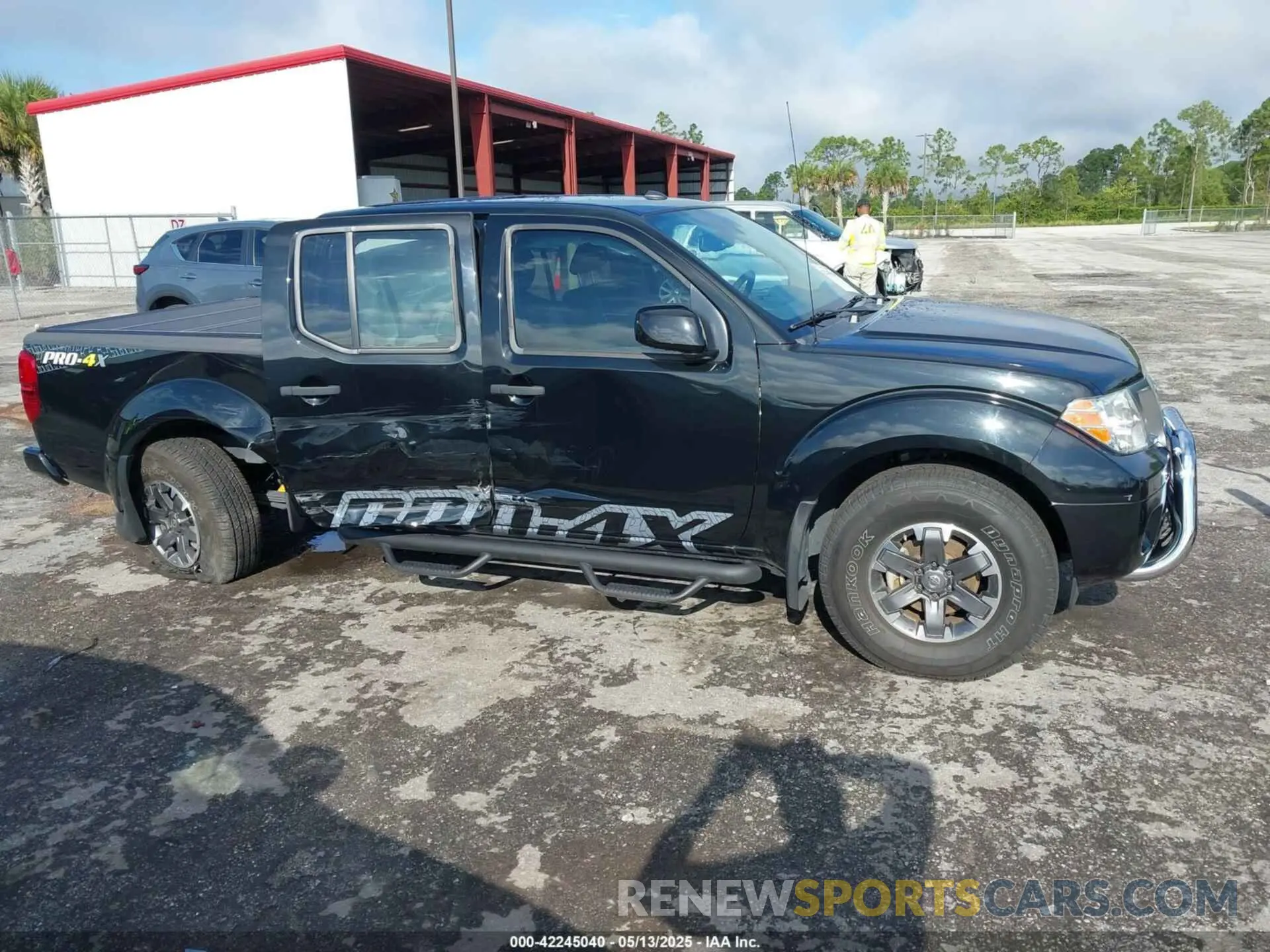 14 fotografías del automóvil dañado 1N6AD0EV6KN881397 NISSAN FRONTIER 2019