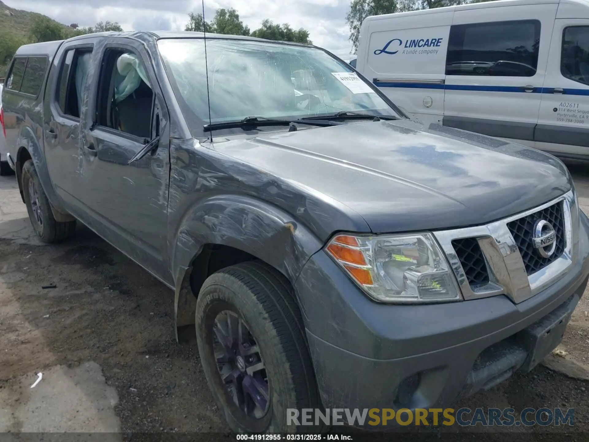 13 fotografías del automóvil dañado 1N6AD0EV7KN704633 NISSAN FRONTIER 2019