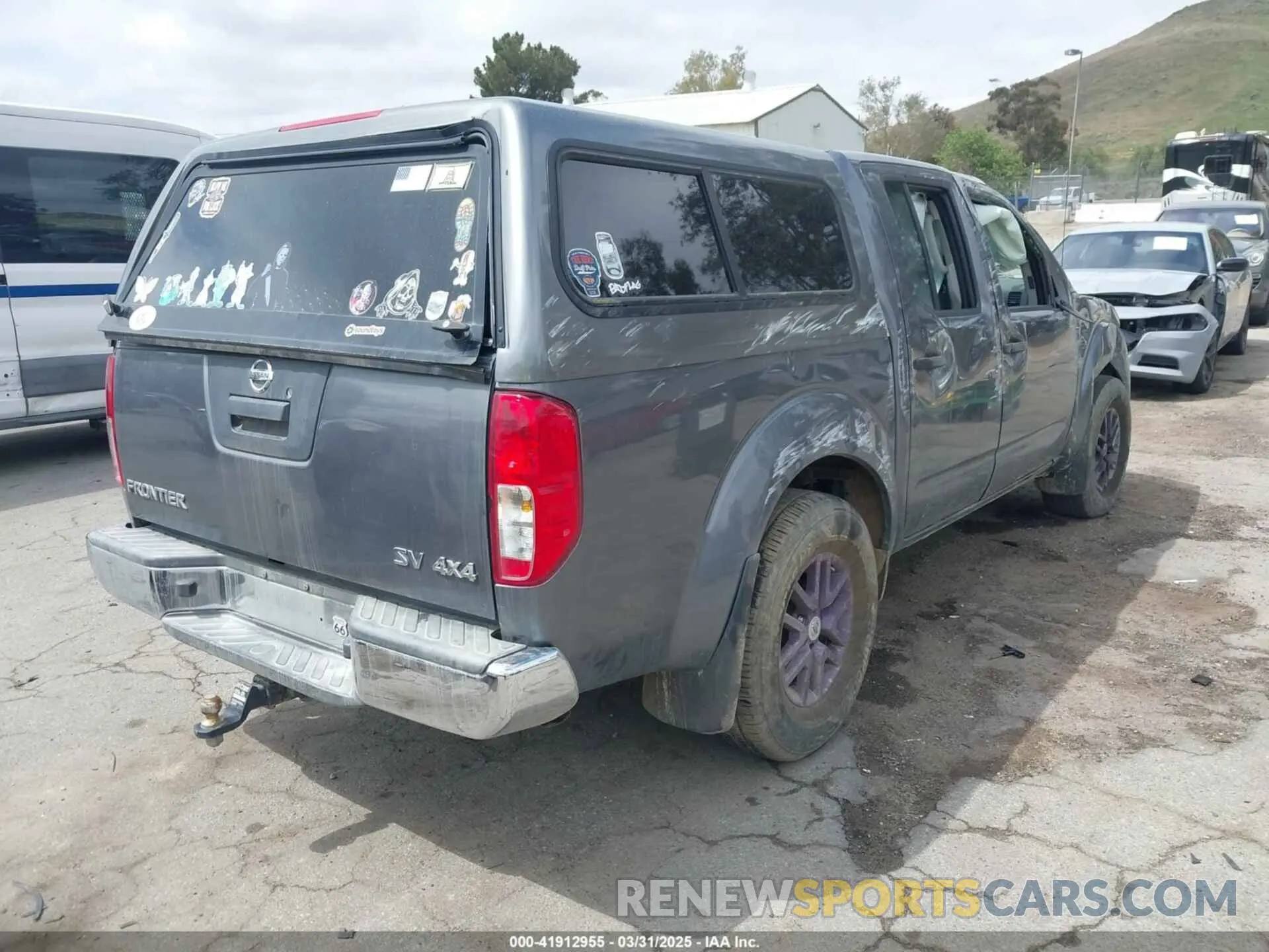 4 fotografías del automóvil dañado 1N6AD0EV7KN704633 NISSAN FRONTIER 2019