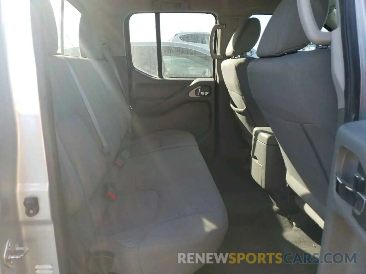 10 fotografías del automóvil dañado 1N6AD0EV7KN723781 NISSAN FRONTIER 2019