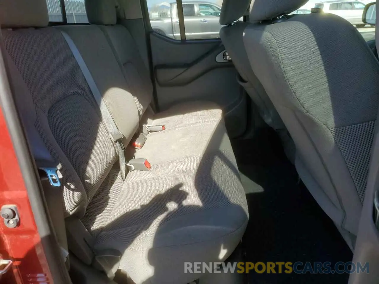 10 fotografías del automóvil dañado 1N6AD0EV8KN764453 NISSAN FRONTIER 2019