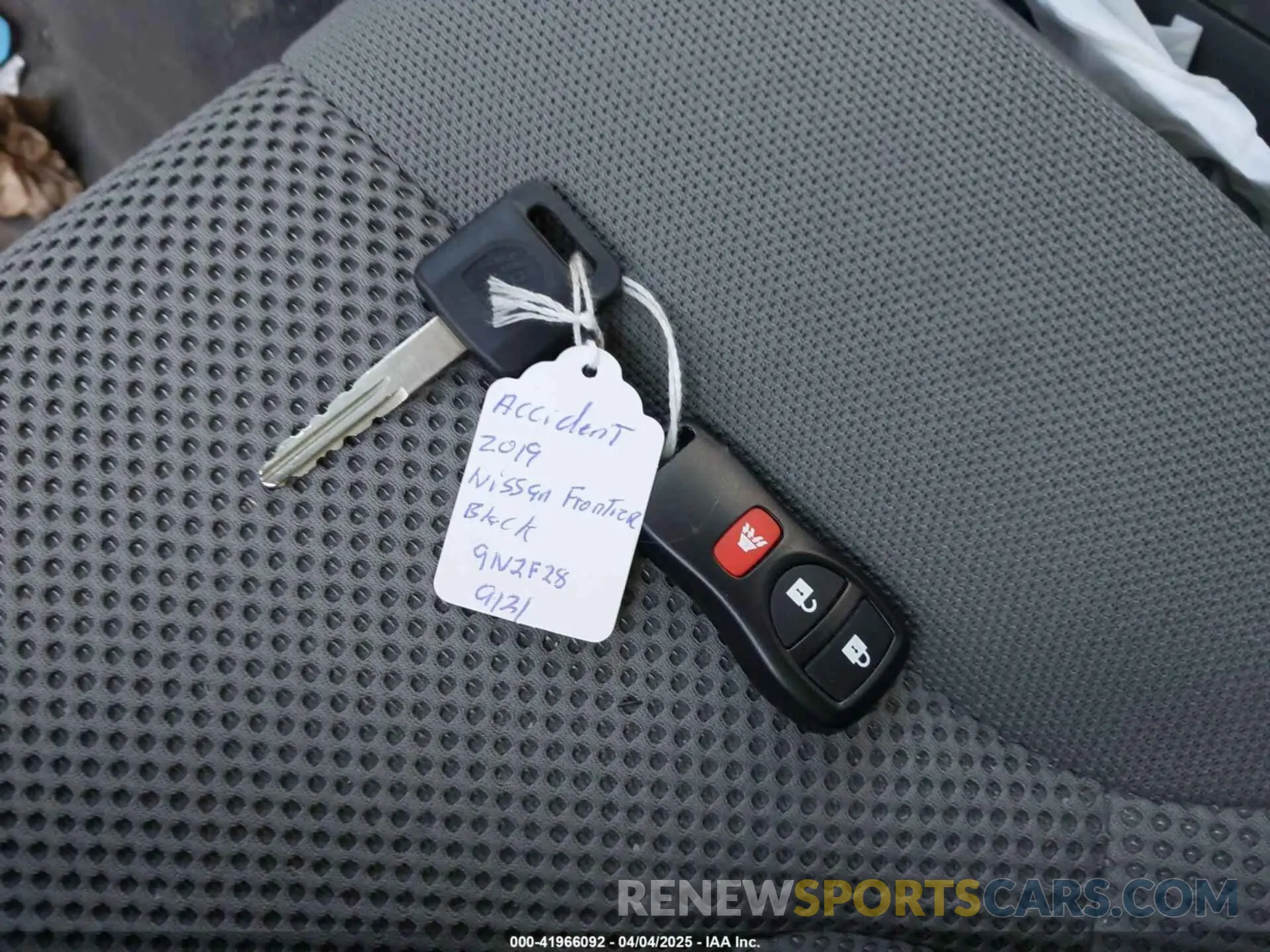 11 fotografías del automóvil dañado 1N6AD0EV8KN795766 NISSAN FRONTIER 2019