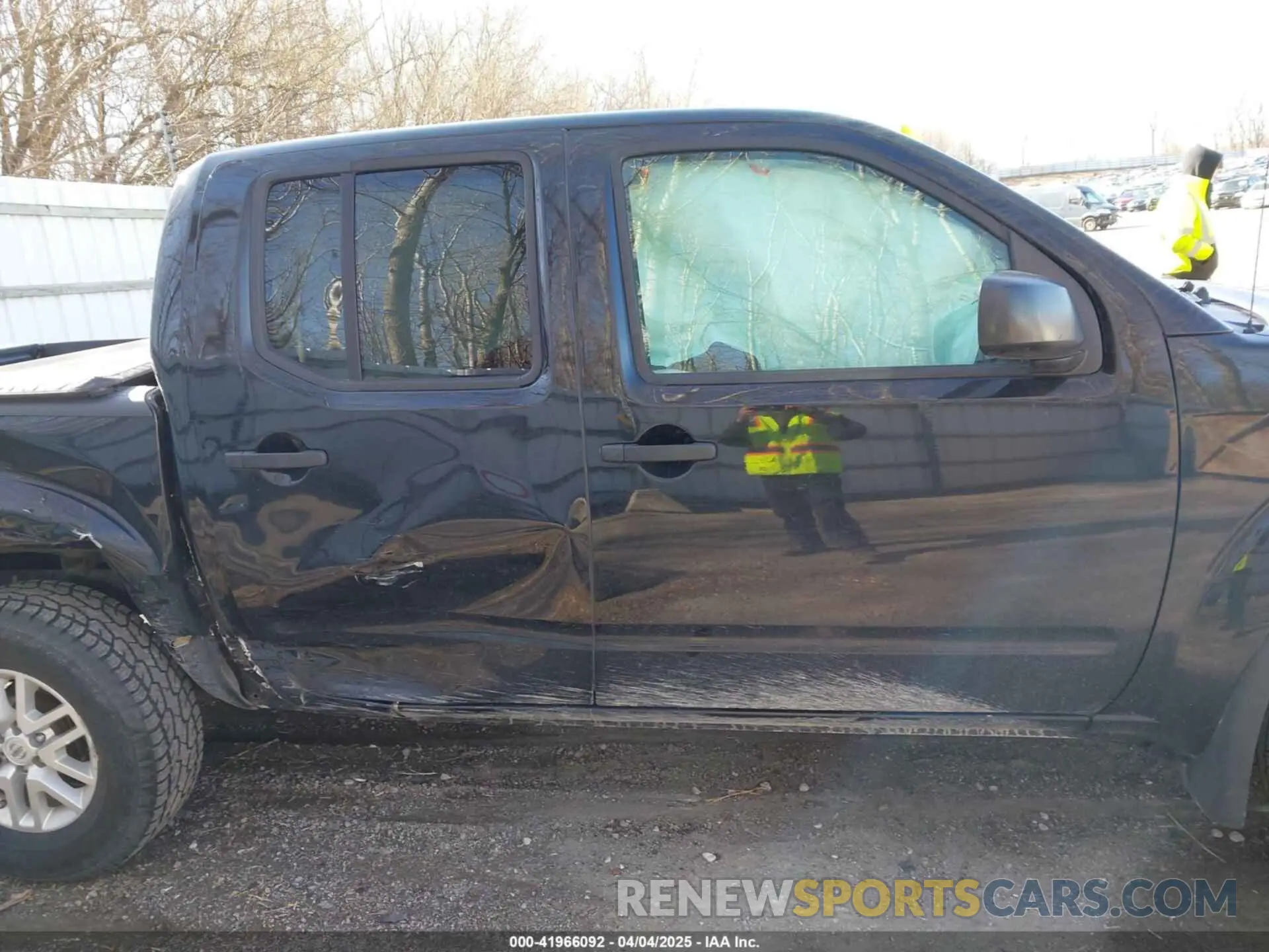 13 fotografías del automóvil dañado 1N6AD0EV8KN795766 NISSAN FRONTIER 2019