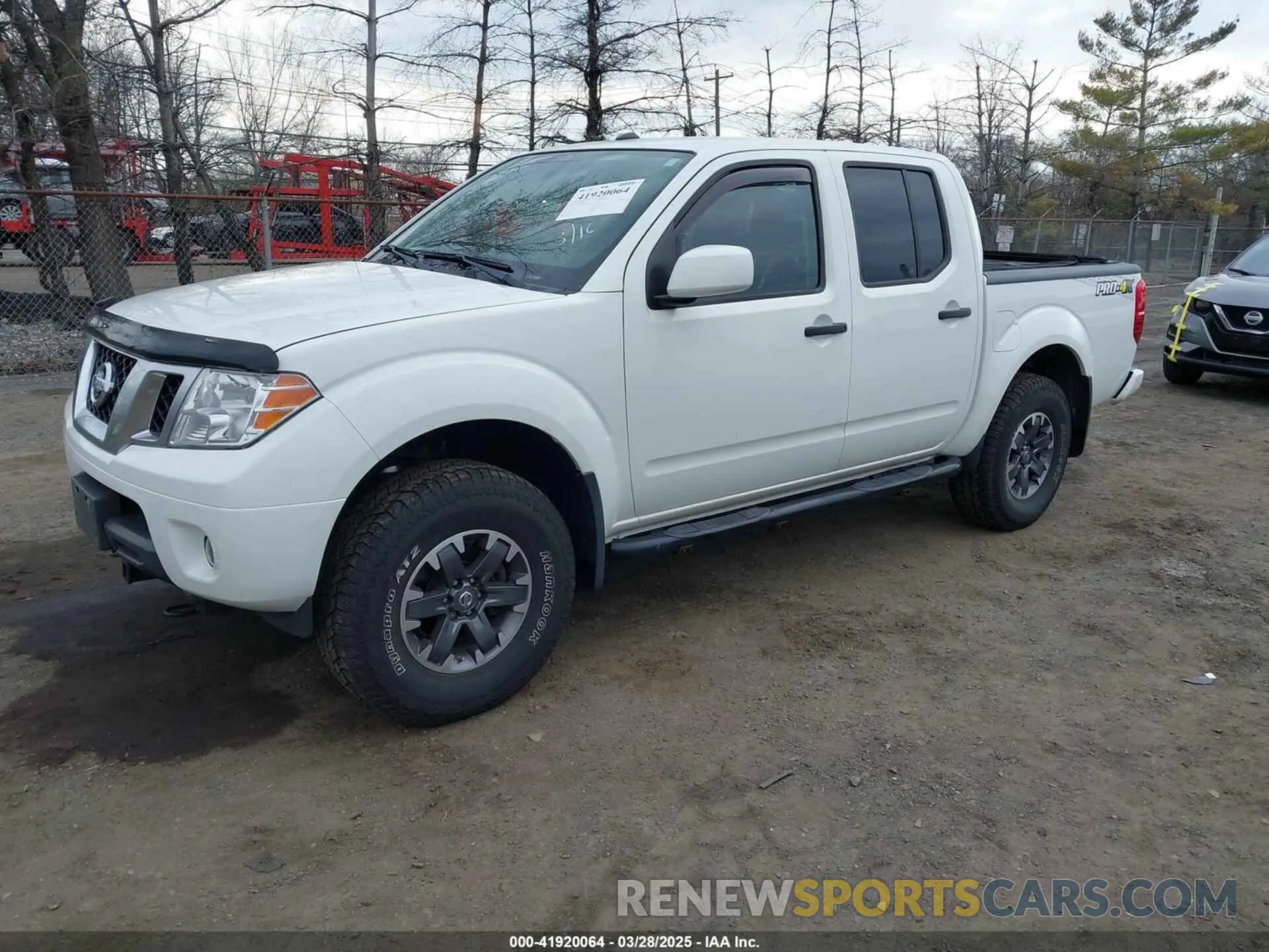 2 fotografías del automóvil dañado 1N6AD0EV9KN719487 NISSAN FRONTIER 2019