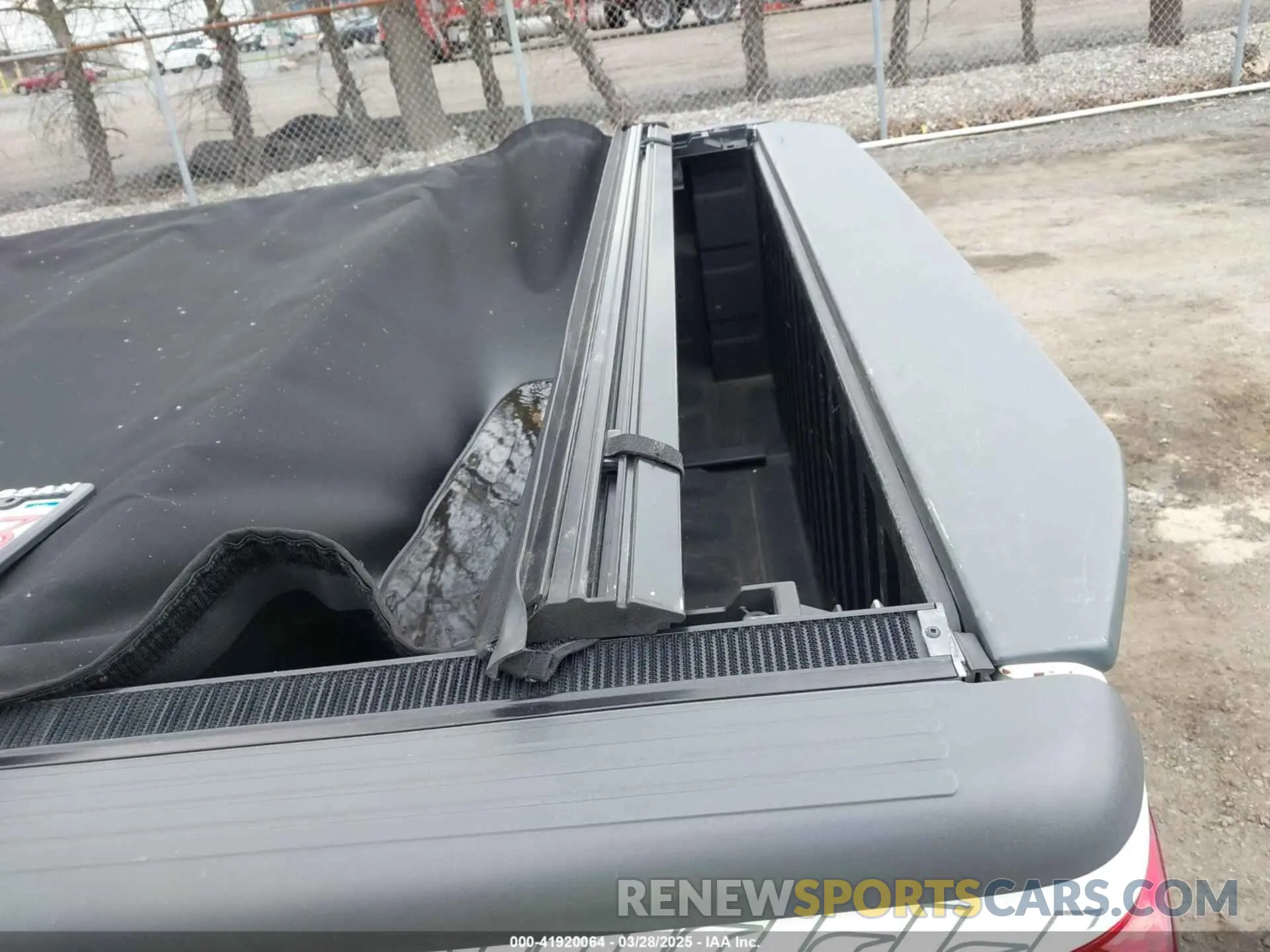 6 fotografías del automóvil dañado 1N6AD0EV9KN719487 NISSAN FRONTIER 2019