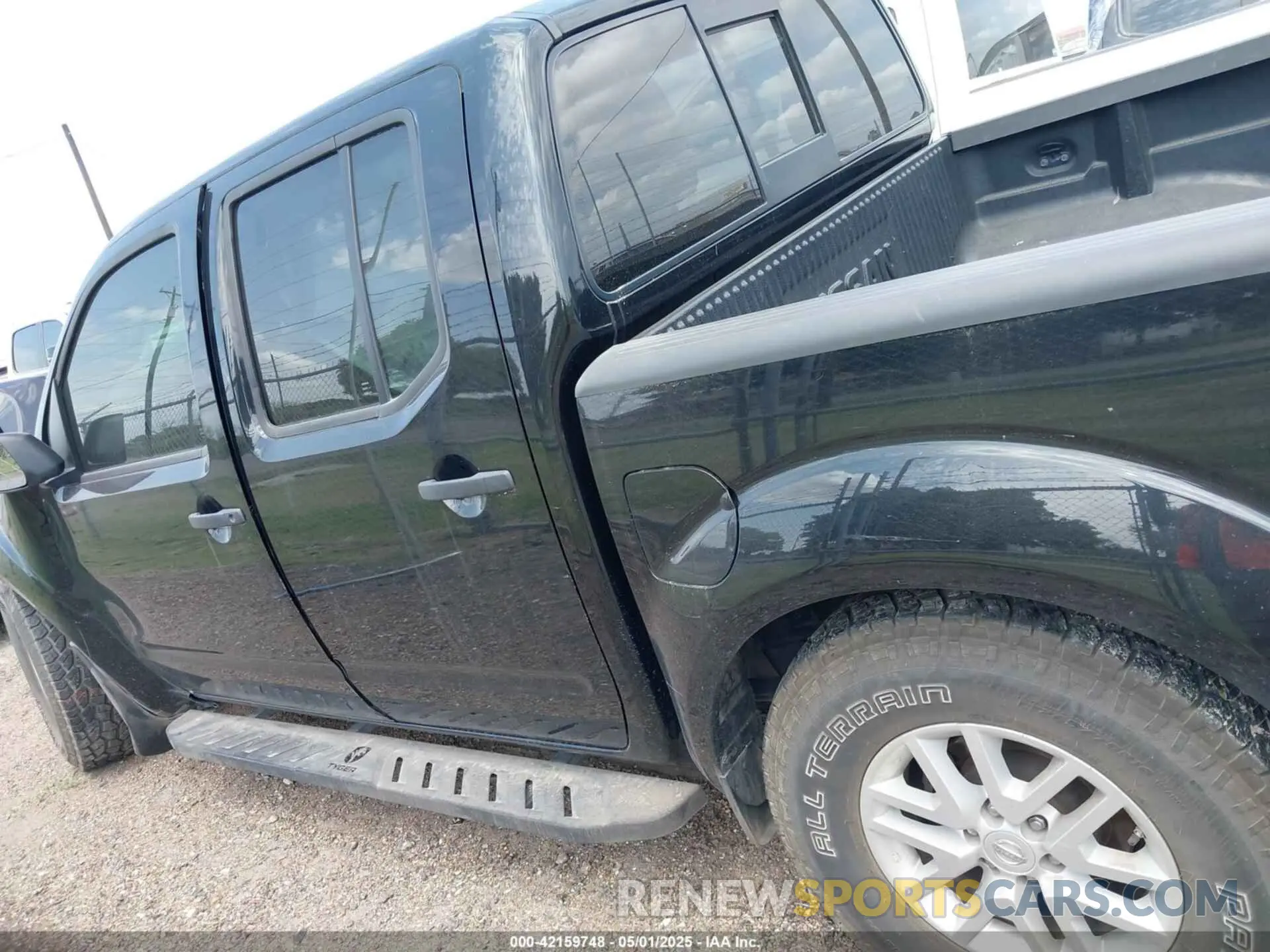 14 fotografías del automóvil dañado 1N6AD0EVXKN701354 NISSAN FRONTIER 2019