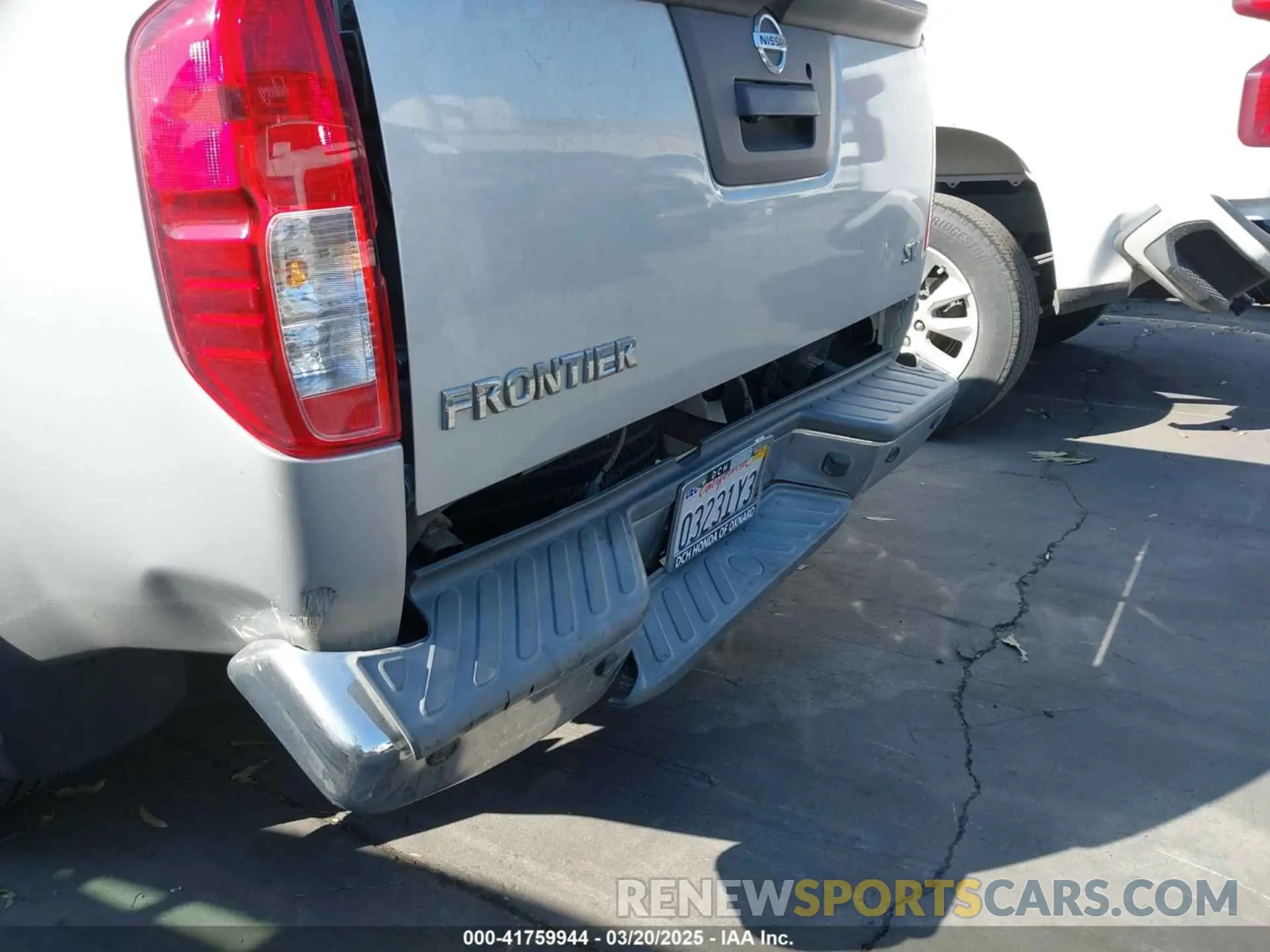 18 fotografías del automóvil dañado 1N6AD0FR5KN701277 NISSAN FRONTIER 2019
