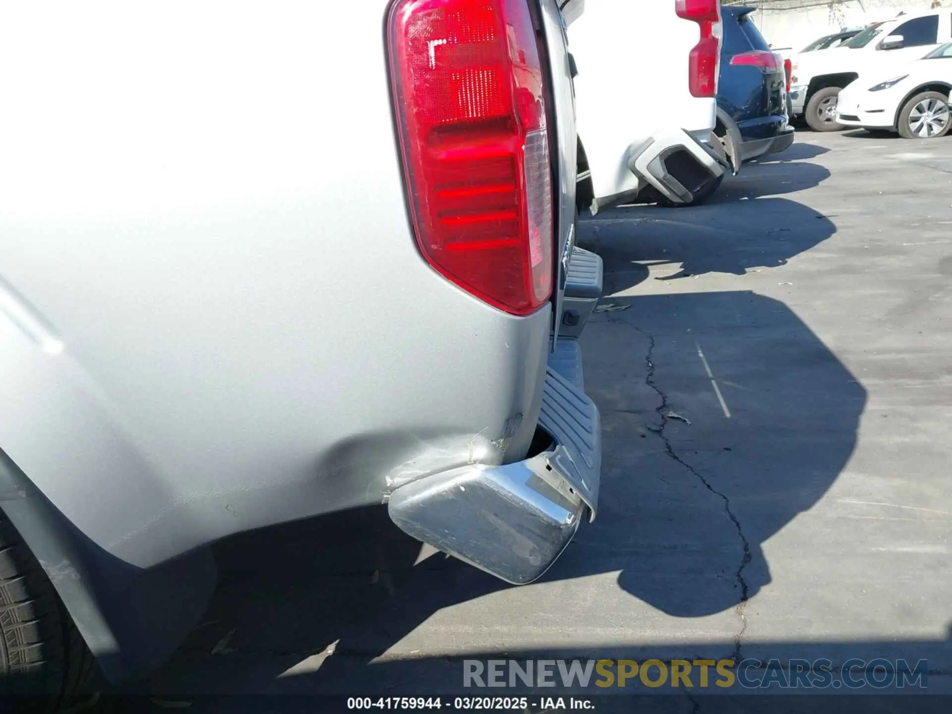 19 fotografías del automóvil dañado 1N6AD0FR5KN701277 NISSAN FRONTIER 2019