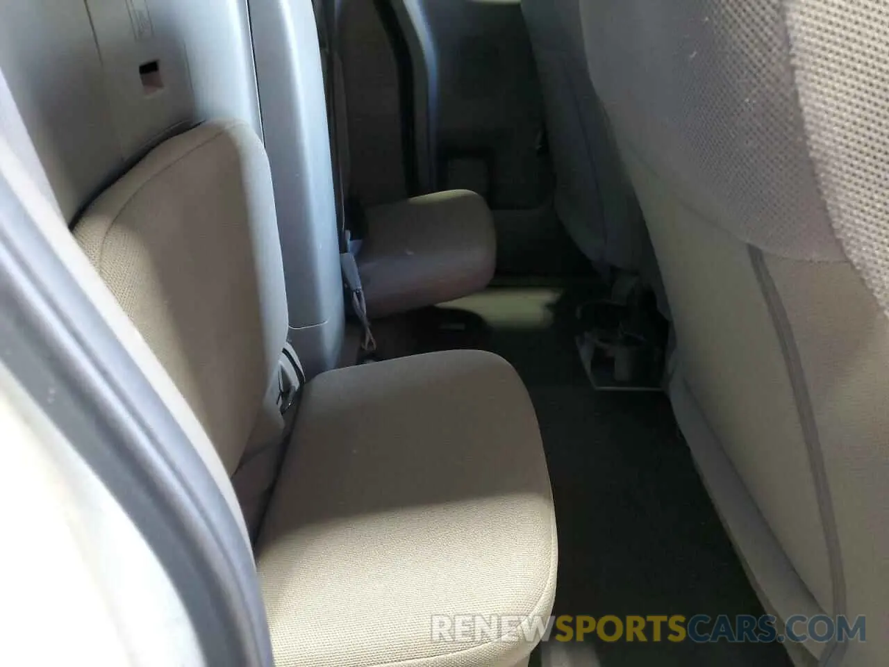 10 fotografías del automóvil dañado 1N6BD0CT7KN778480 NISSAN FRONTIER 2019