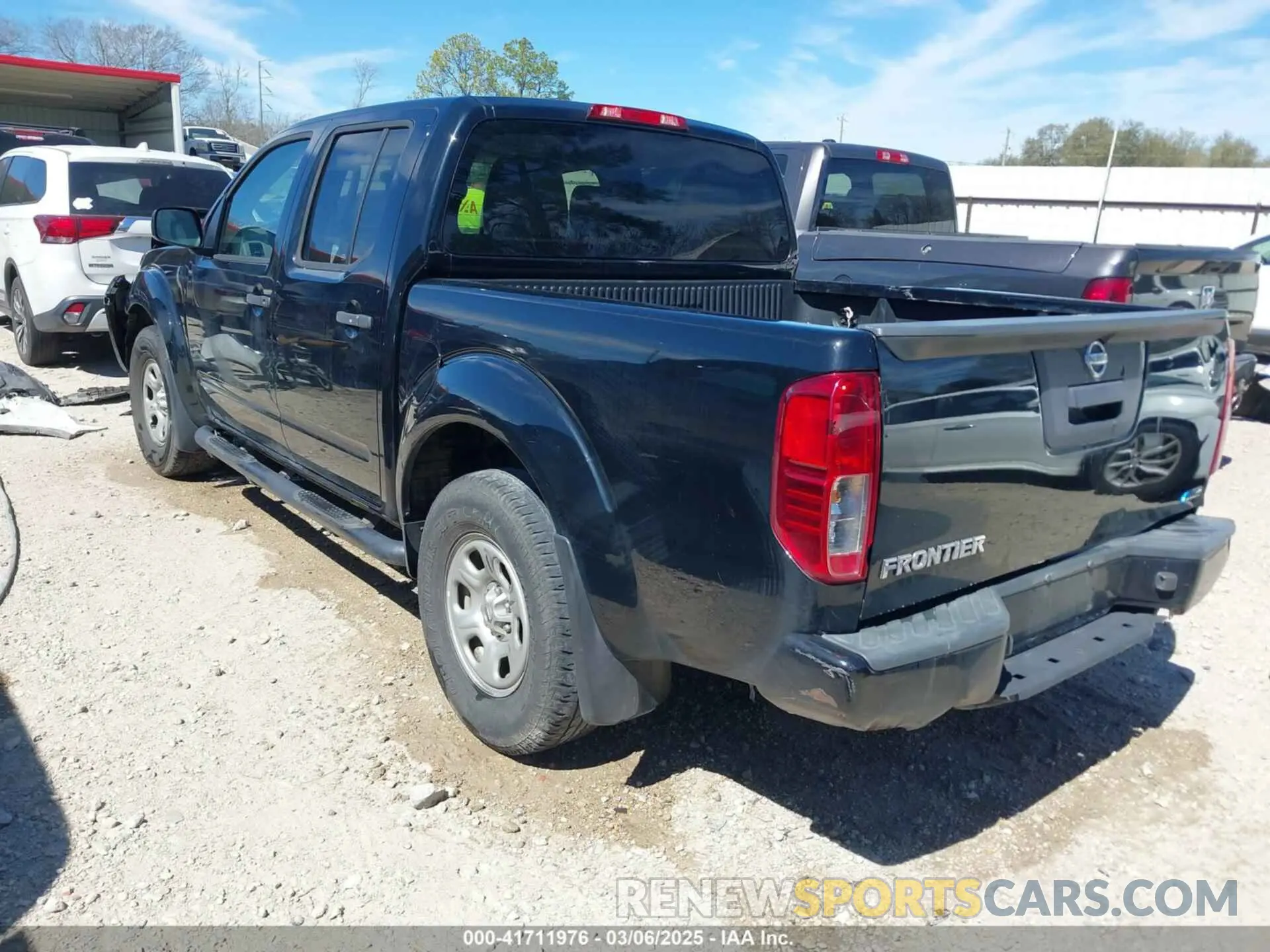 3 fotografías del automóvil dañado 1N6DD0ER4KN741557 NISSAN FRONTIER 2019