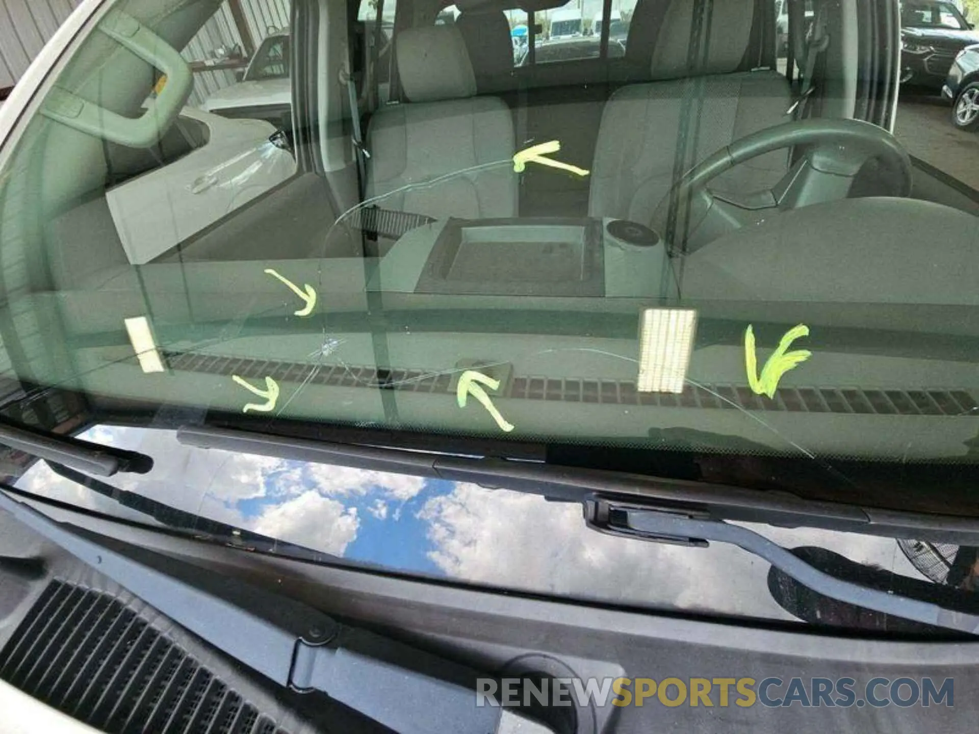 13 fotografías del automóvil dañado 1N6DD0EV1KN724311 NISSAN FRONTIER 2019