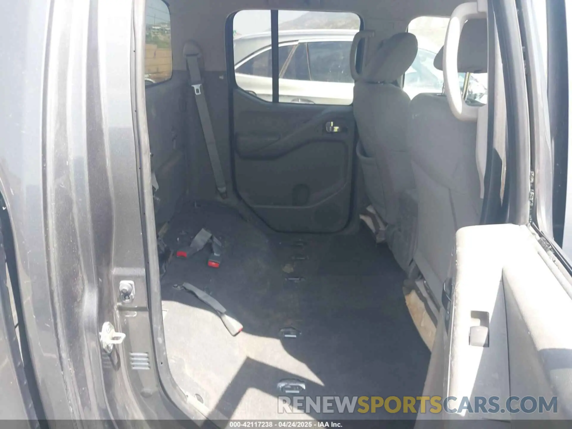8 fotografías del automóvil dañado 1N6ED0EAXLN709437 NISSAN FRONTIER 2020