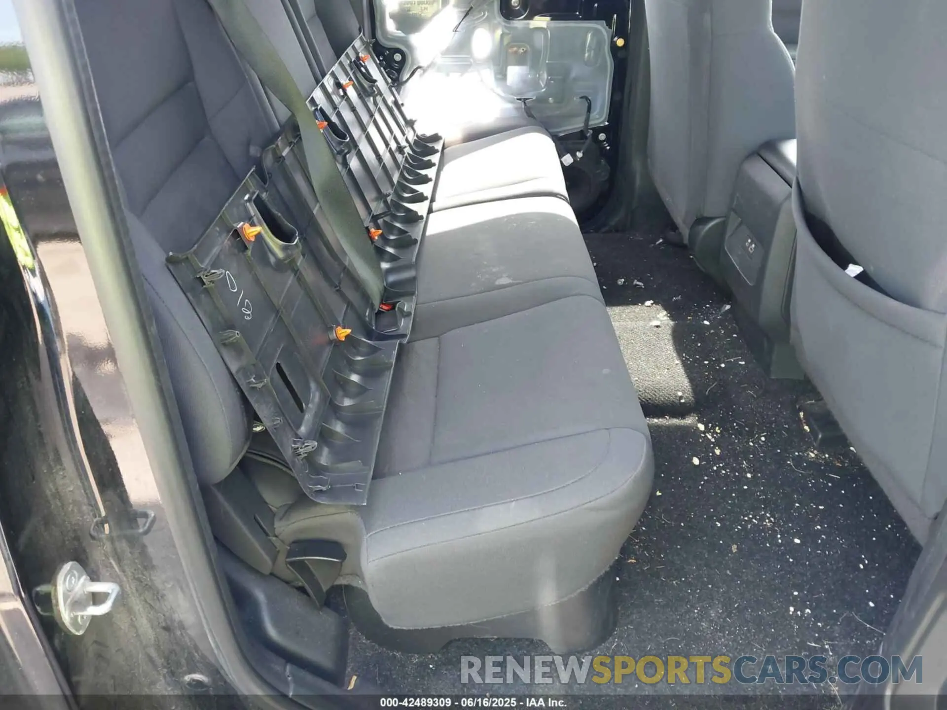 8 fotografías del automóvil dañado 1N6ED1EK6NN630445 NISSAN FRONTIER 2022