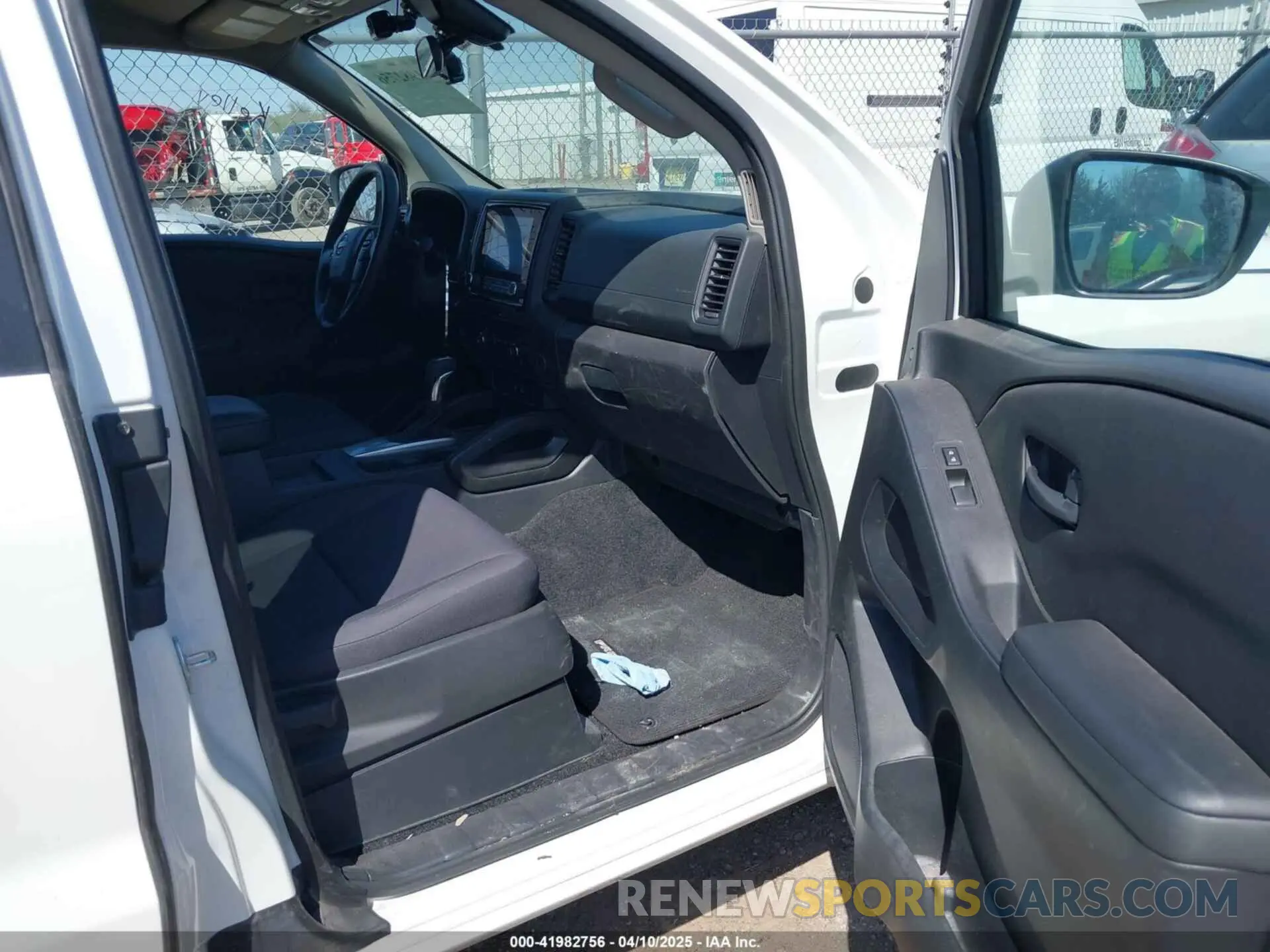 5 fotografías del automóvil dañado 1N6ED1CL1PN663299 NISSAN FRONTIER 2023