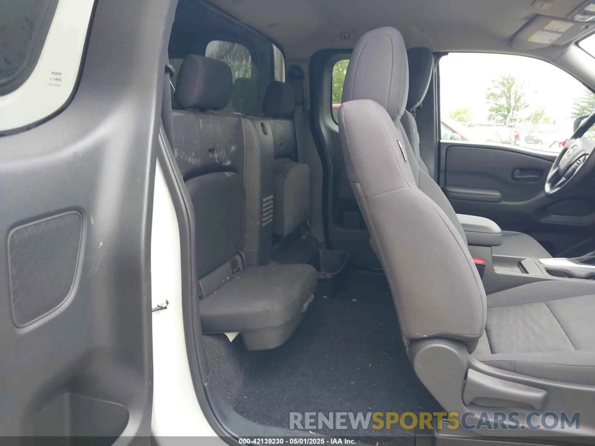 8 fotografías del automóvil dañado 1N6ED1CM3PN634833 NISSAN FRONTIER 2023