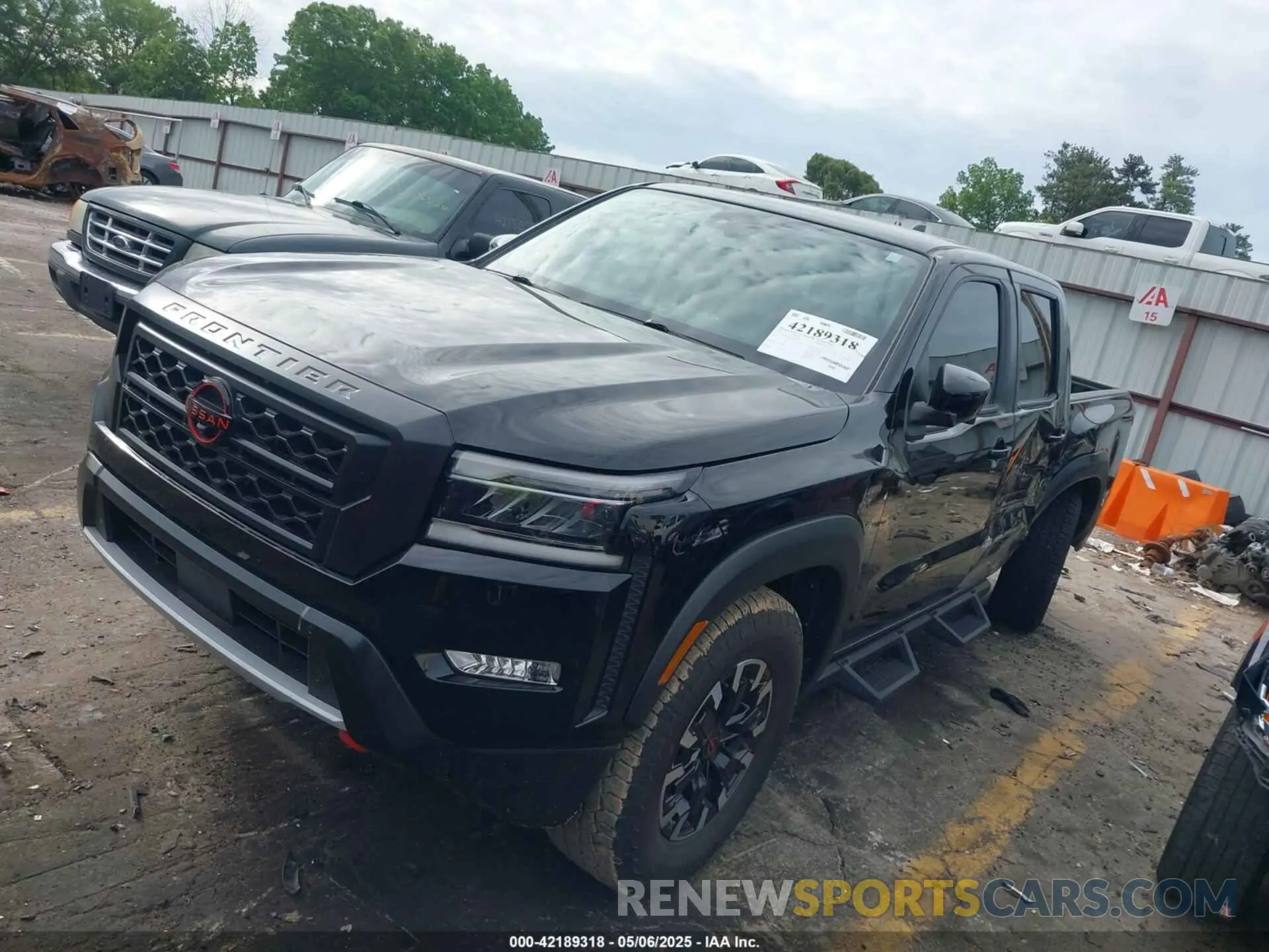 2 fotografías del automóvil dañado 1N6ED1EJ1PN666246 NISSAN FRONTIER 2023