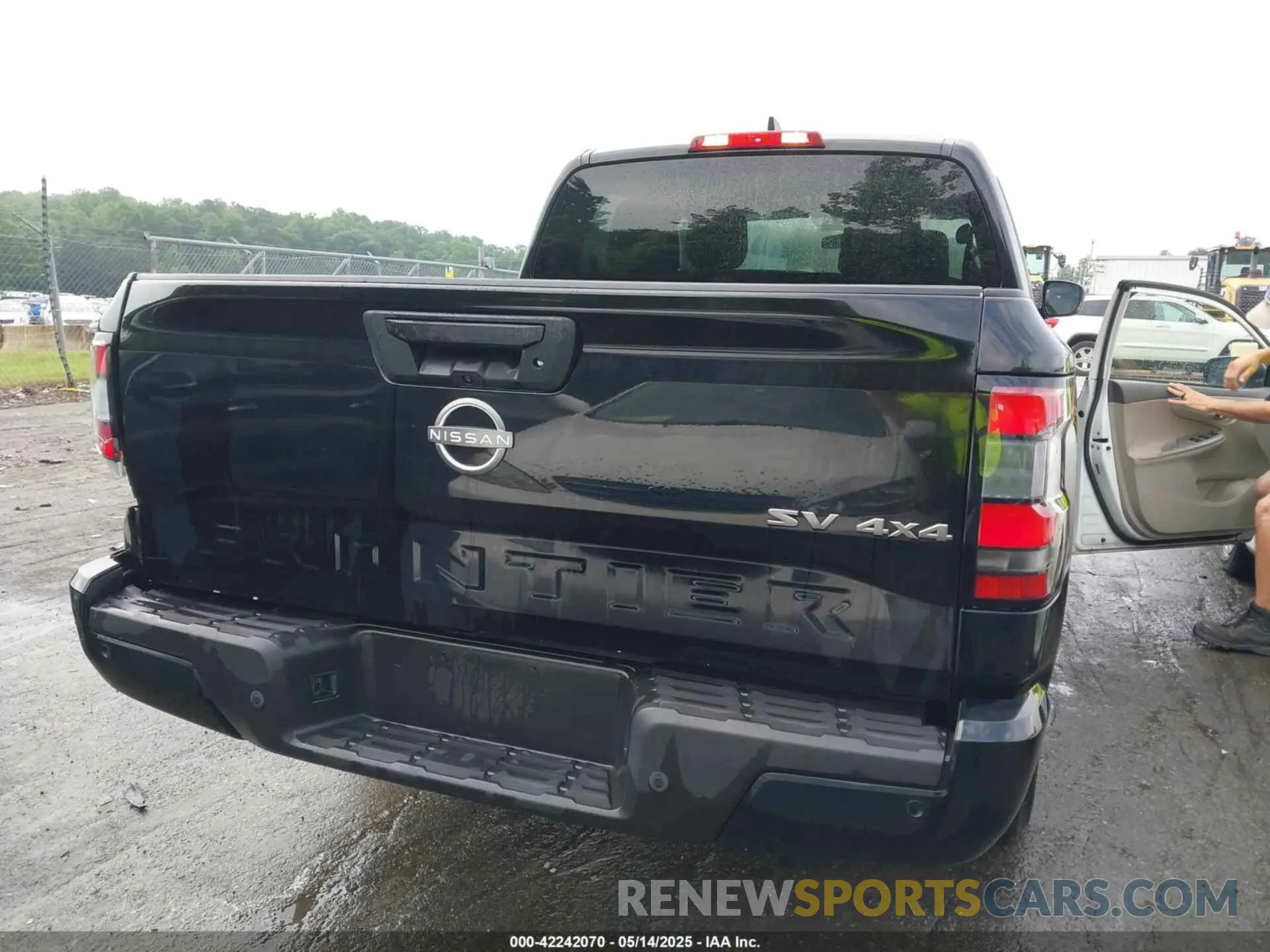 17 fotografías del automóvil dañado 1N6ED1EK7PN609865 NISSAN FRONTIER 2023