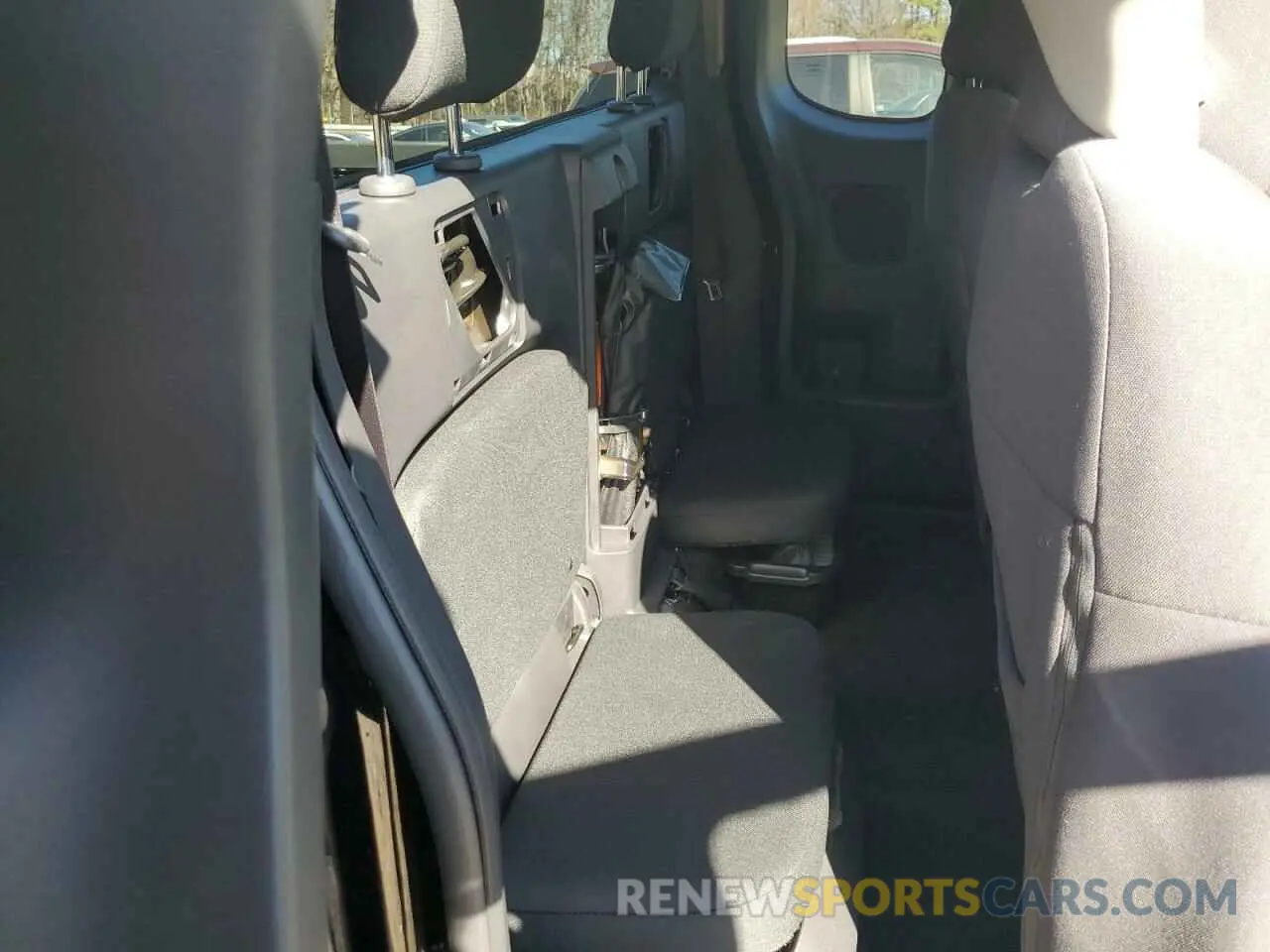 10 fotografías del automóvil dañado 1N6ED1CL3RN663193 NISSAN FRONTIER 2024