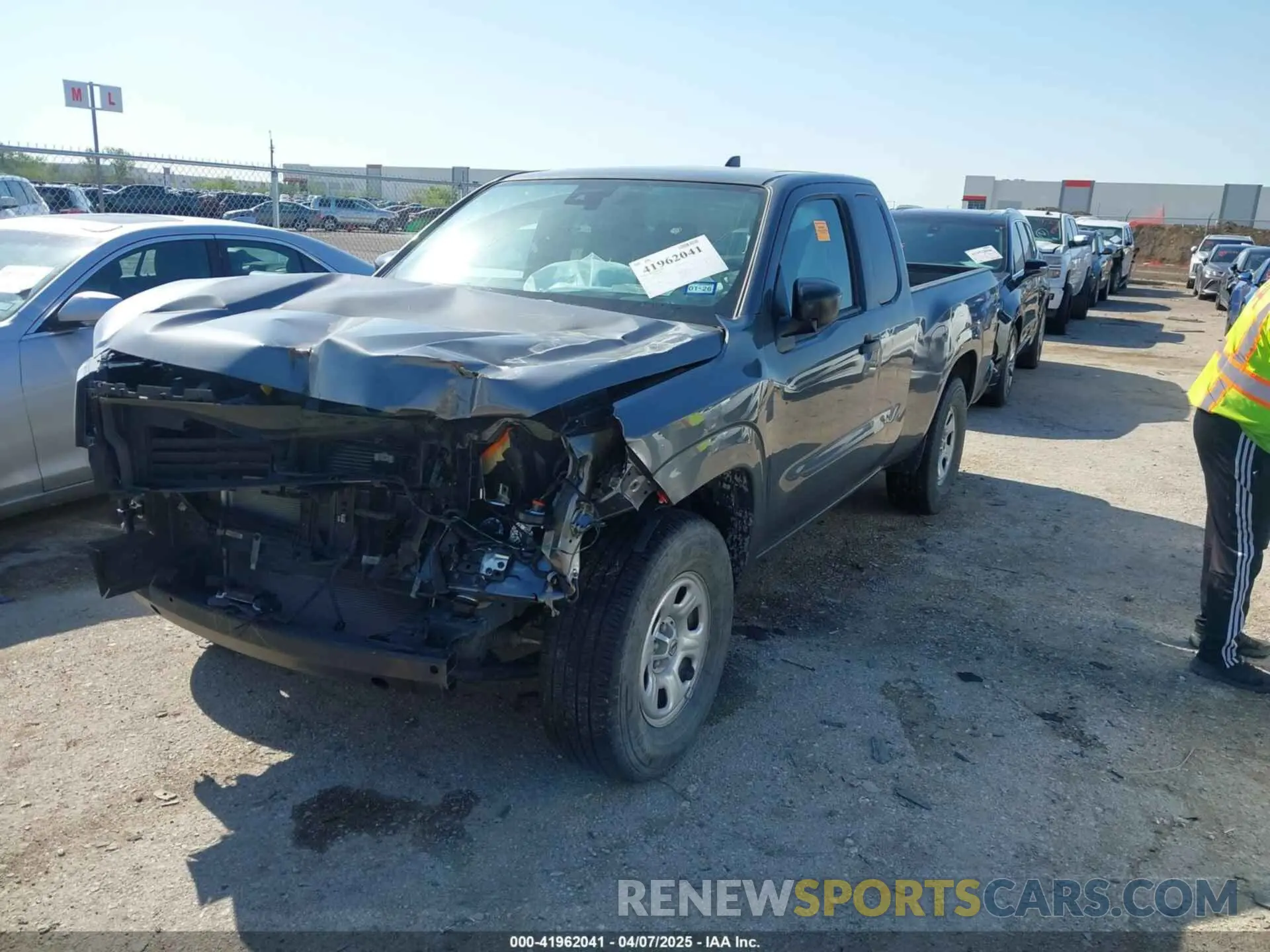 2 fotografías del automóvil dañado 1N6ED1CL8RN629301 NISSAN FRONTIER 2024