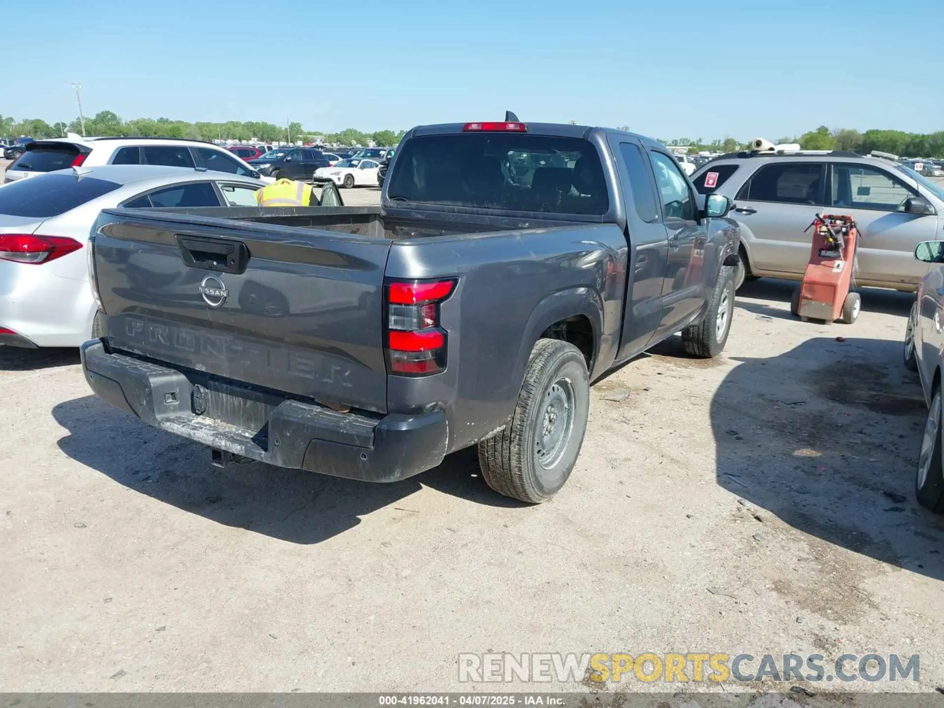 4 fotografías del automóvil dañado 1N6ED1CL8RN629301 NISSAN FRONTIER 2024