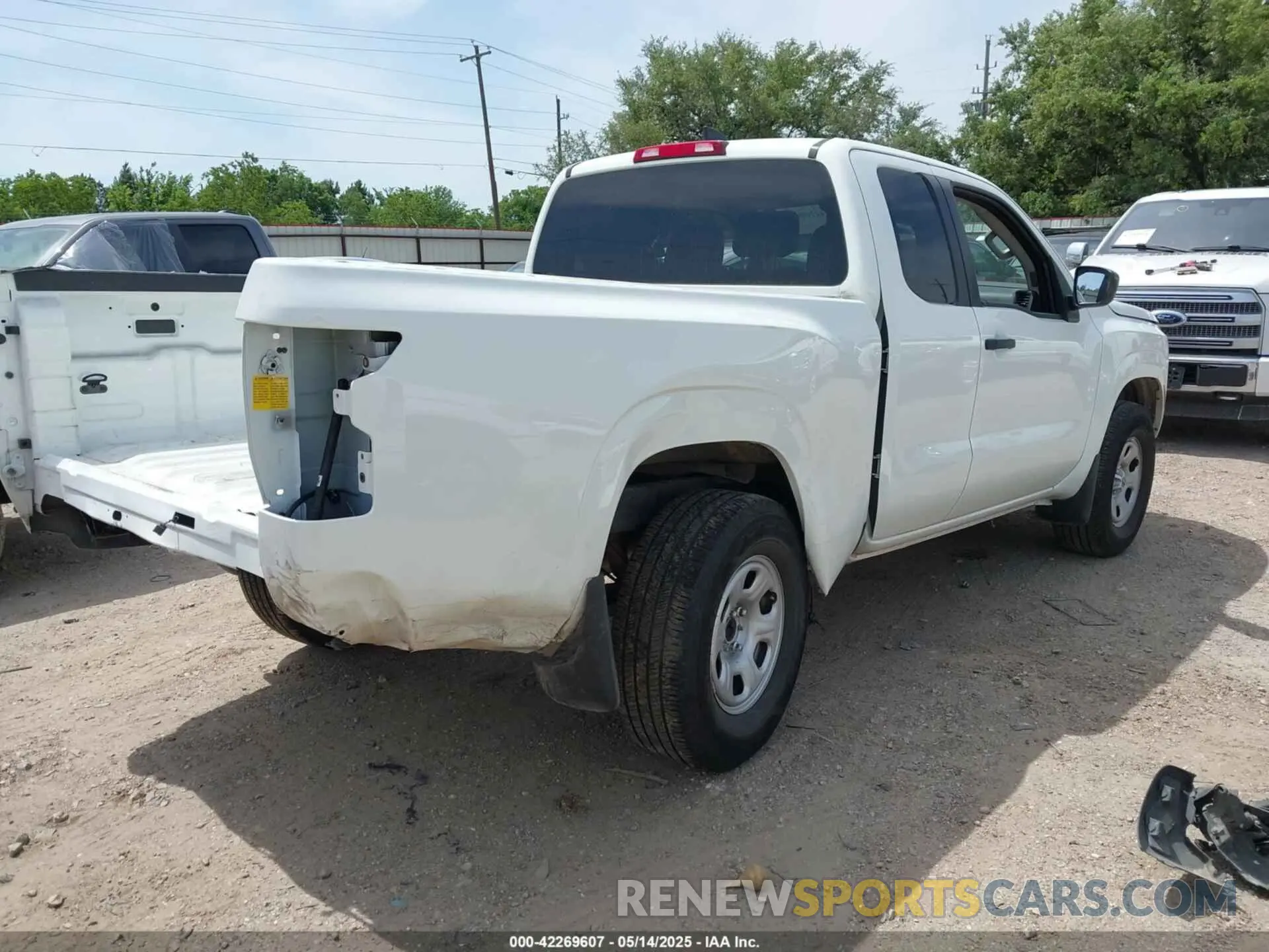 4 fotografías del automóvil dañado 1N6ED1CM0RN673110 NISSAN FRONTIER 2024