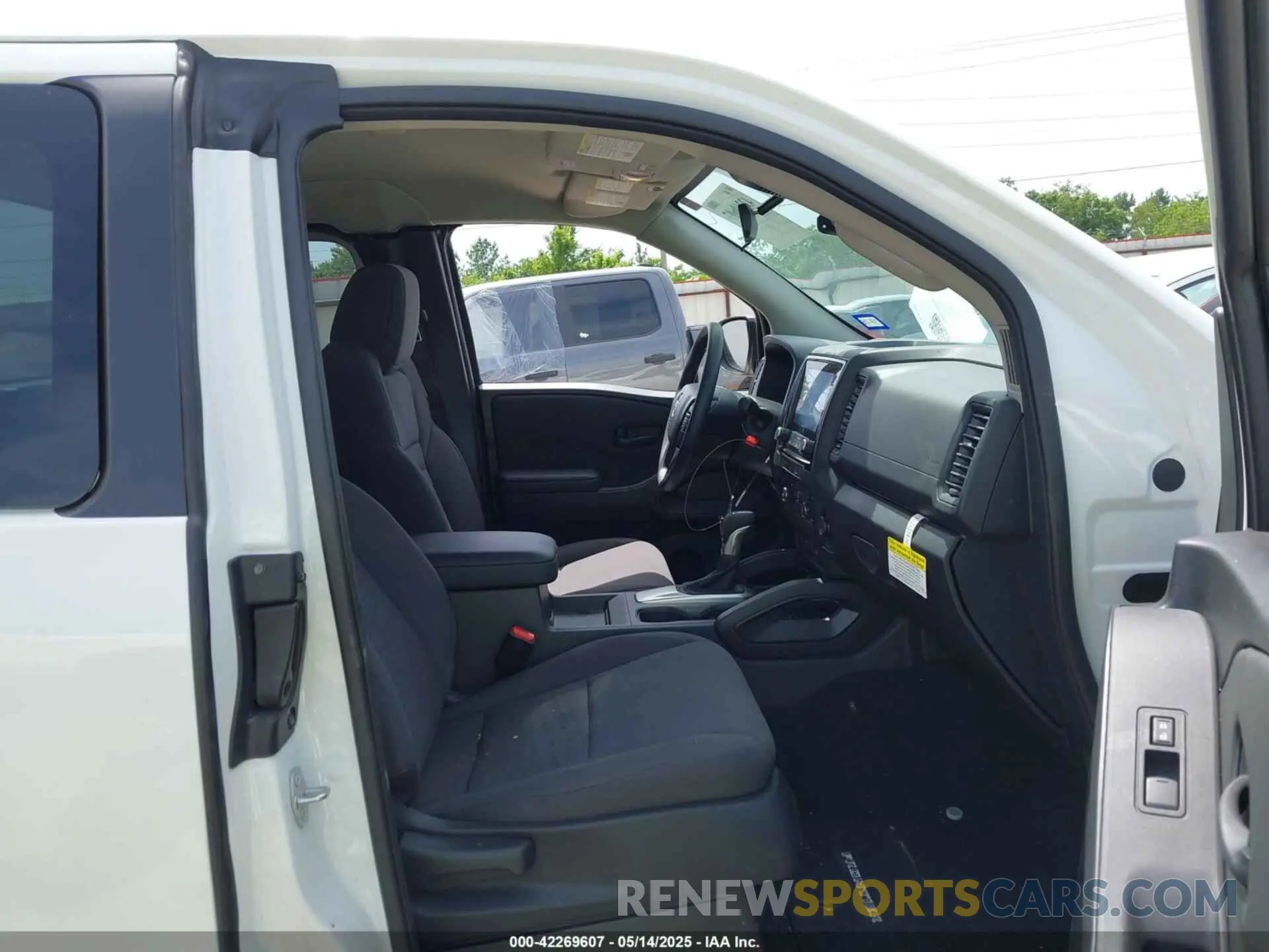 5 fotografías del automóvil dañado 1N6ED1CM0RN673110 NISSAN FRONTIER 2024