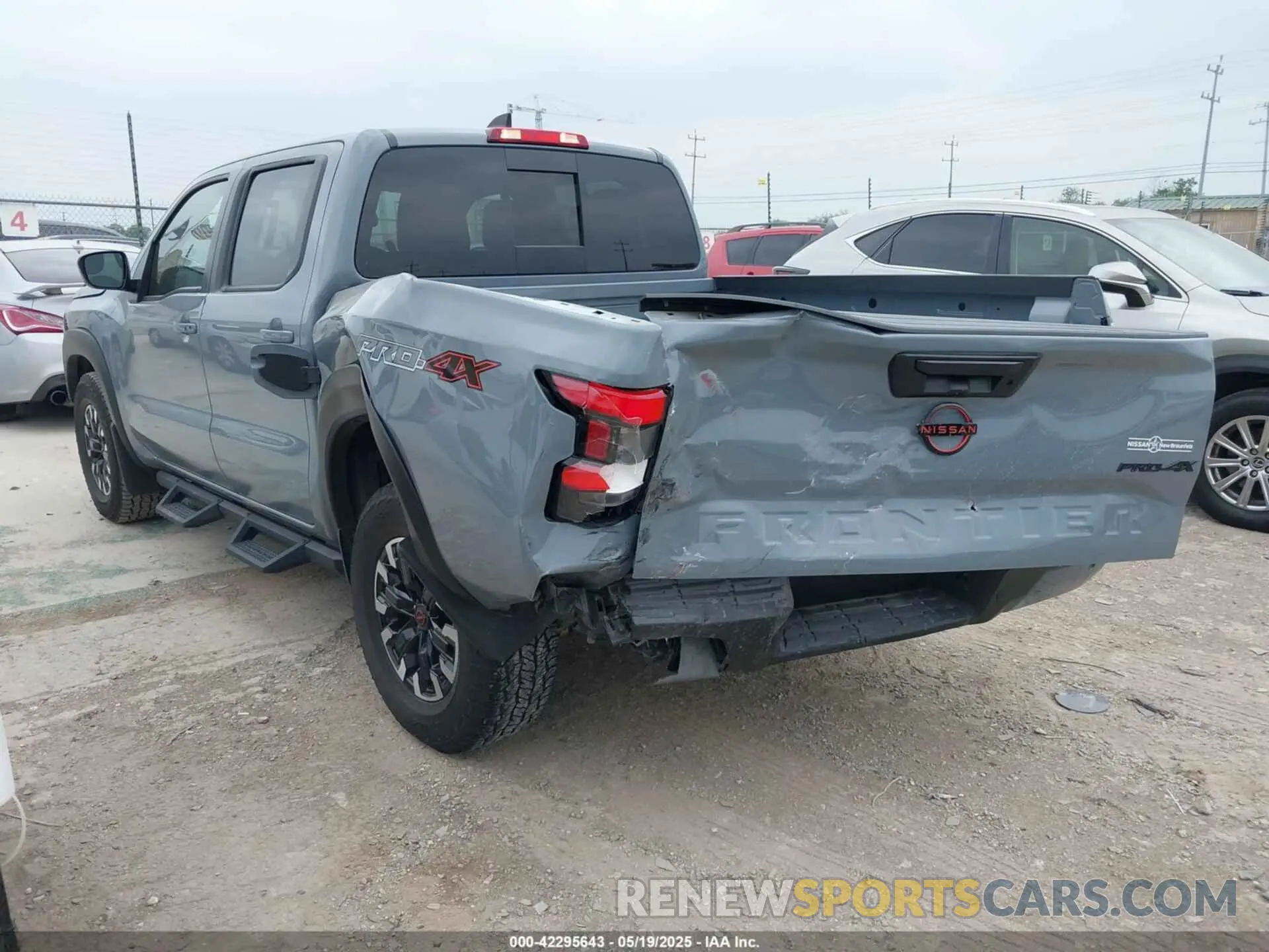 3 fotografías del automóvil dañado 1N6ED1EK2RN630822 NISSAN FRONTIER 2024
