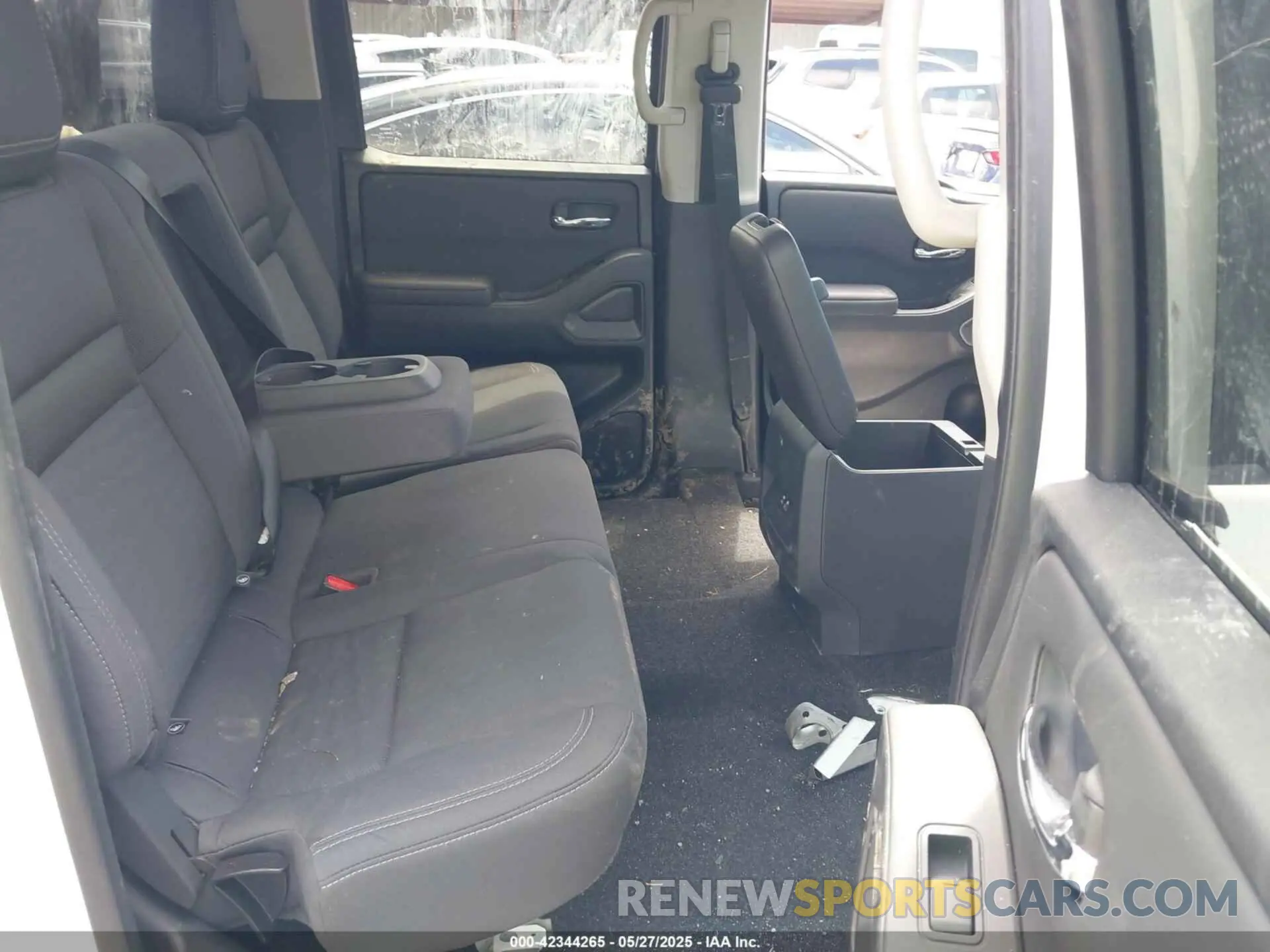 8 fotografías del automóvil dañado 1N6ED1EK7RN650404 NISSAN FRONTIER 2024