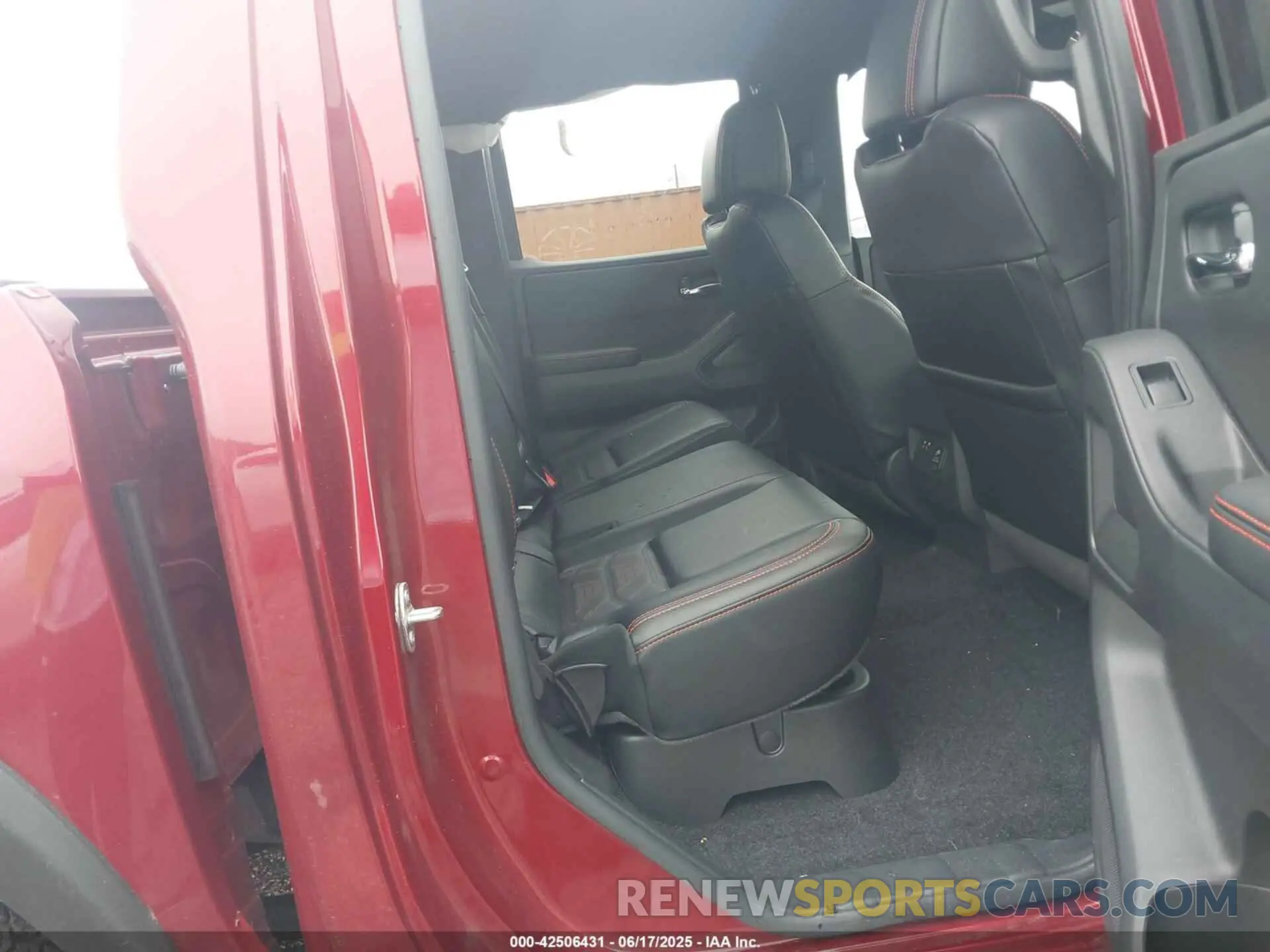 8 fotografías del automóvil dañado 1N6ED1EK1SN621678 NISSAN FRONTIER 2025