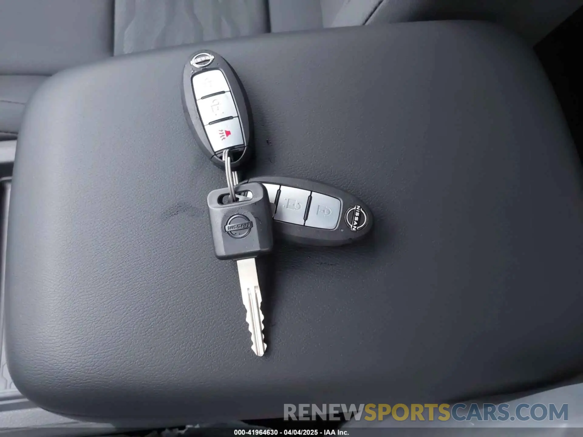 11 fotografías del automóvil dañado 1N6ED1EK3SN630592 NISSAN FRONTIER 2025
