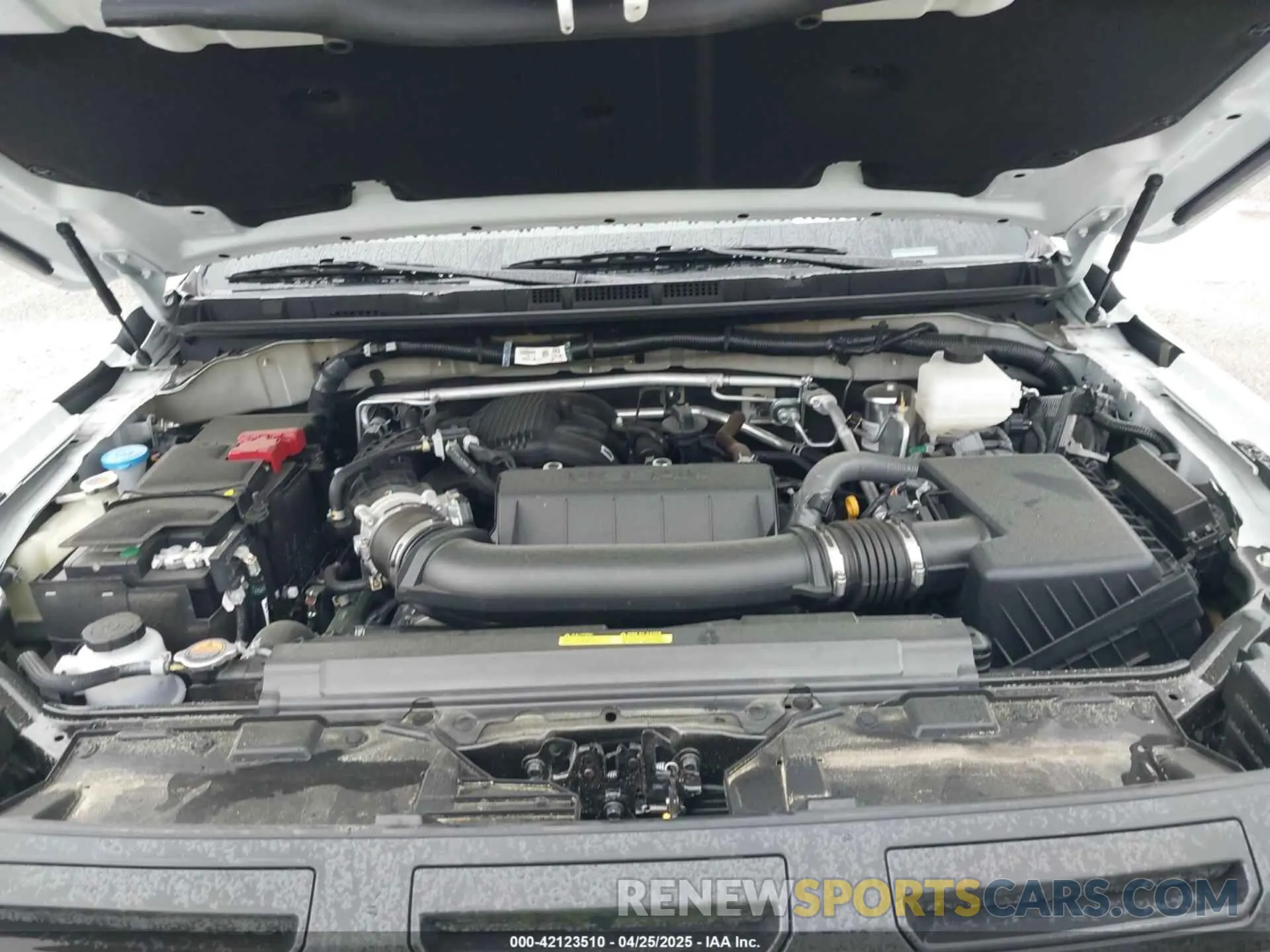 10 fotografías del automóvil dañado 1N6ED1EK4SN631136 NISSAN FRONTIER 2025