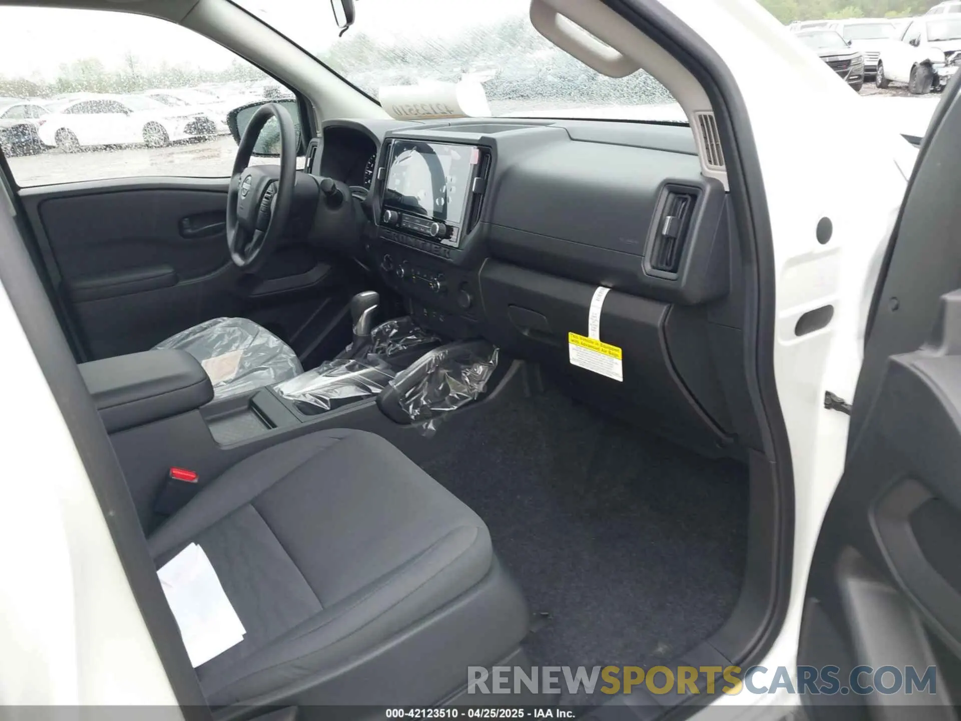5 fotografías del automóvil dañado 1N6ED1EK4SN631136 NISSAN FRONTIER 2025