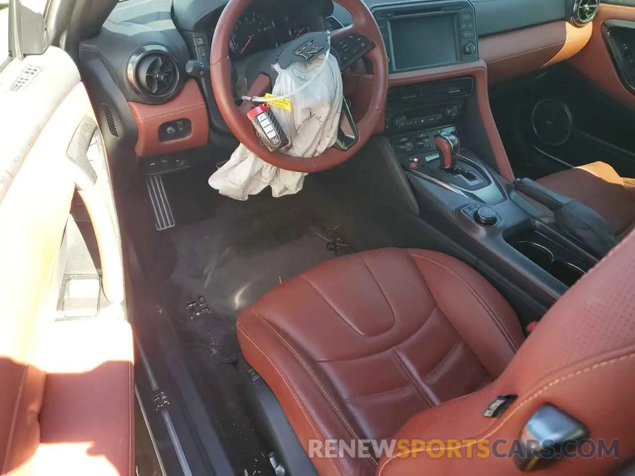 8 fotografías del automóvil dañado JN1AR5BF1MM160060 NISSAN GTR 2021