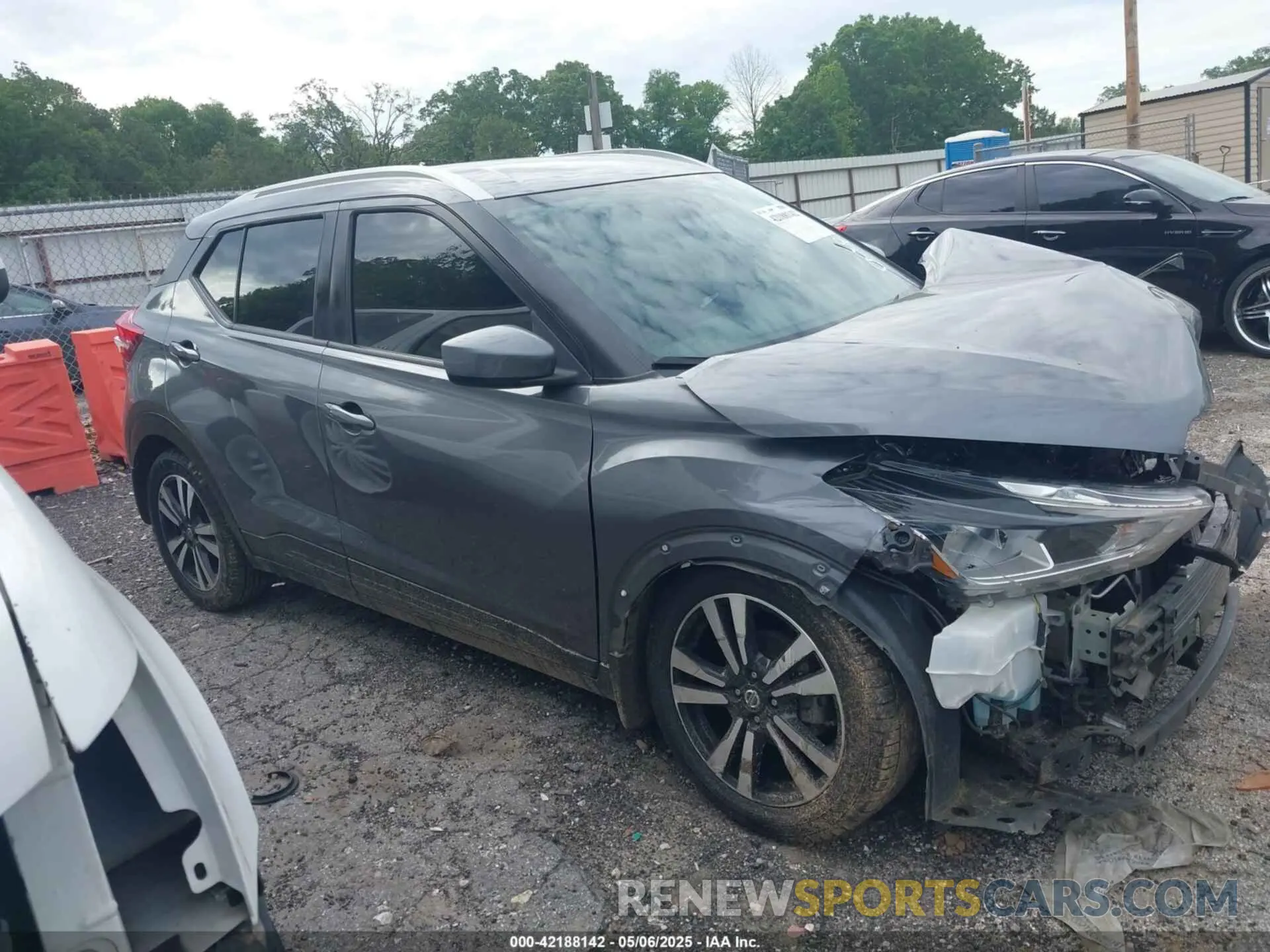 12 fotografías del automóvil dañado 3N1CP5CU0KL536928 NISSAN KICKS 2019