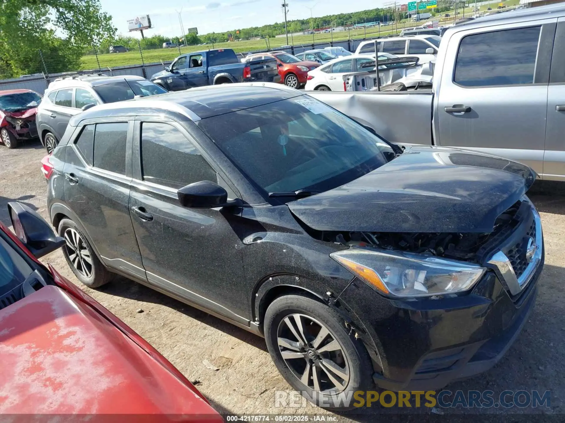 13 fotografías del automóvil dañado 3N1CP5CU0KL554345 NISSAN KICKS 2019