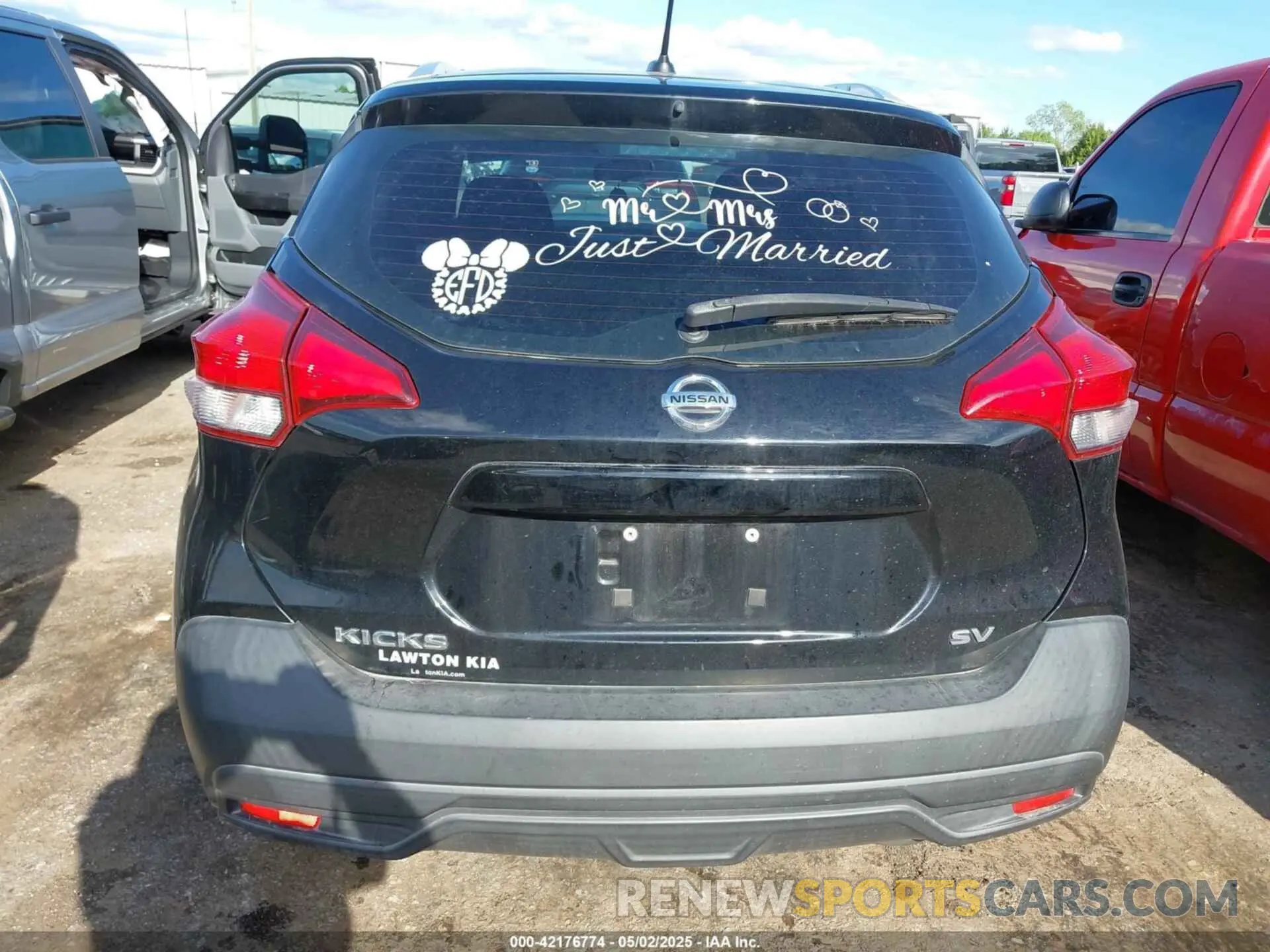 16 fotografías del automóvil dañado 3N1CP5CU0KL554345 NISSAN KICKS 2019
